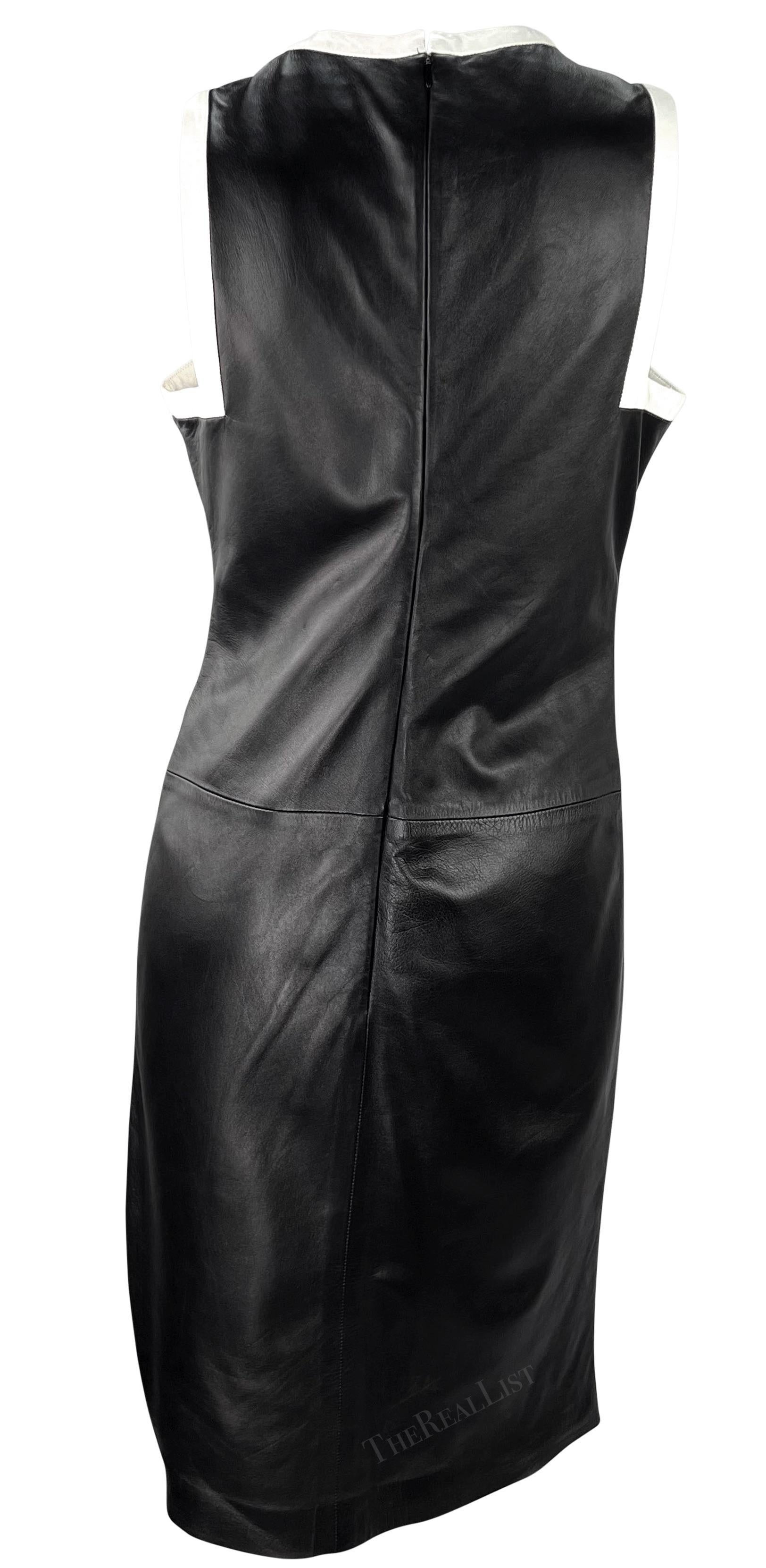 S/S 2001 Ralph Lauren Black Runway Black Leather White Trim Robe sans manches en vente 5