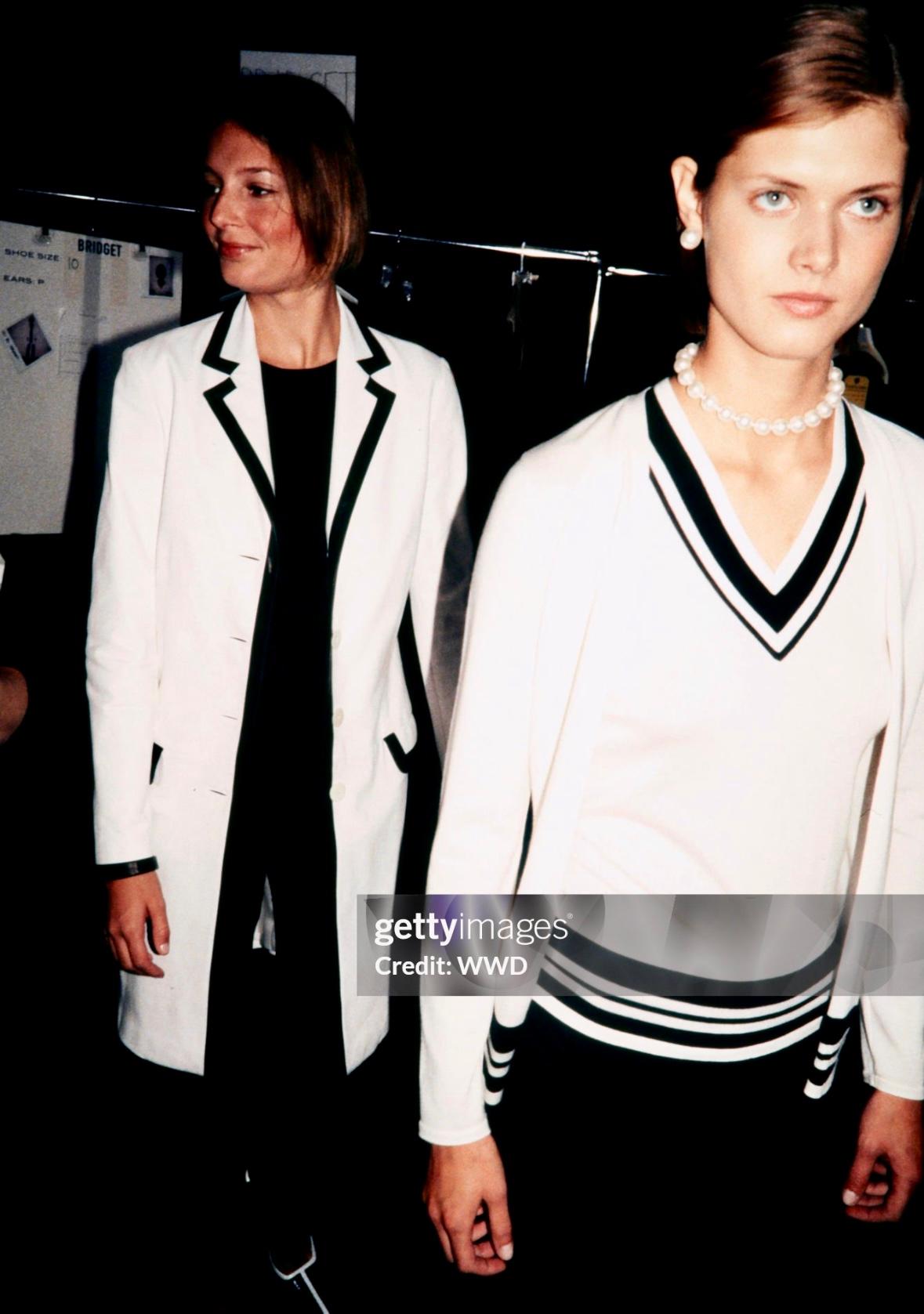 S/S 2001 Ralph Lauren Off-White Striped Cashmere Silk Knit Cardigan Sweater Set In Good Condition For Sale In West Hollywood, CA