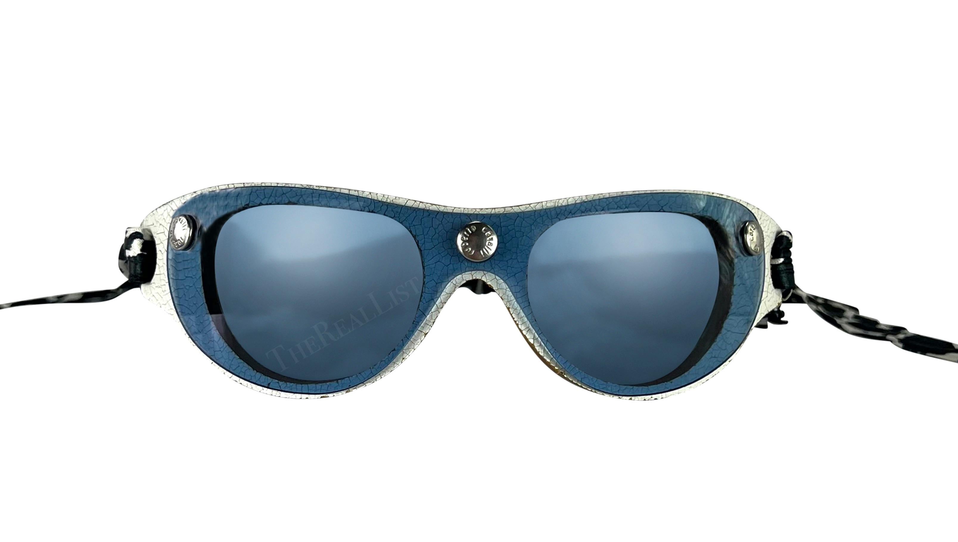 S/S 2001 Roberto Cavalli Ad Blue Shield Silk Scarf Wrap Sunglasses In Excellent Condition For Sale In West Hollywood, CA