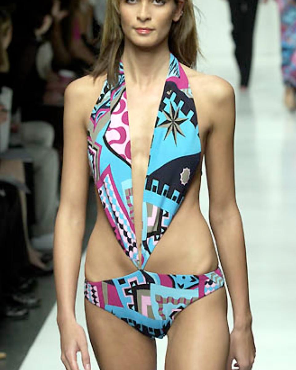Traje de baño de una pieza S/S 2001 Yigal Azrouël Runway Plunging Halter Rosa Azul en Excelente estado para la venta en West Hollywood, CA