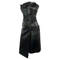 S/S 2001 Yves Saint Laurent by Tom Ford Vestido de tirantes de cuero negro con bandas
