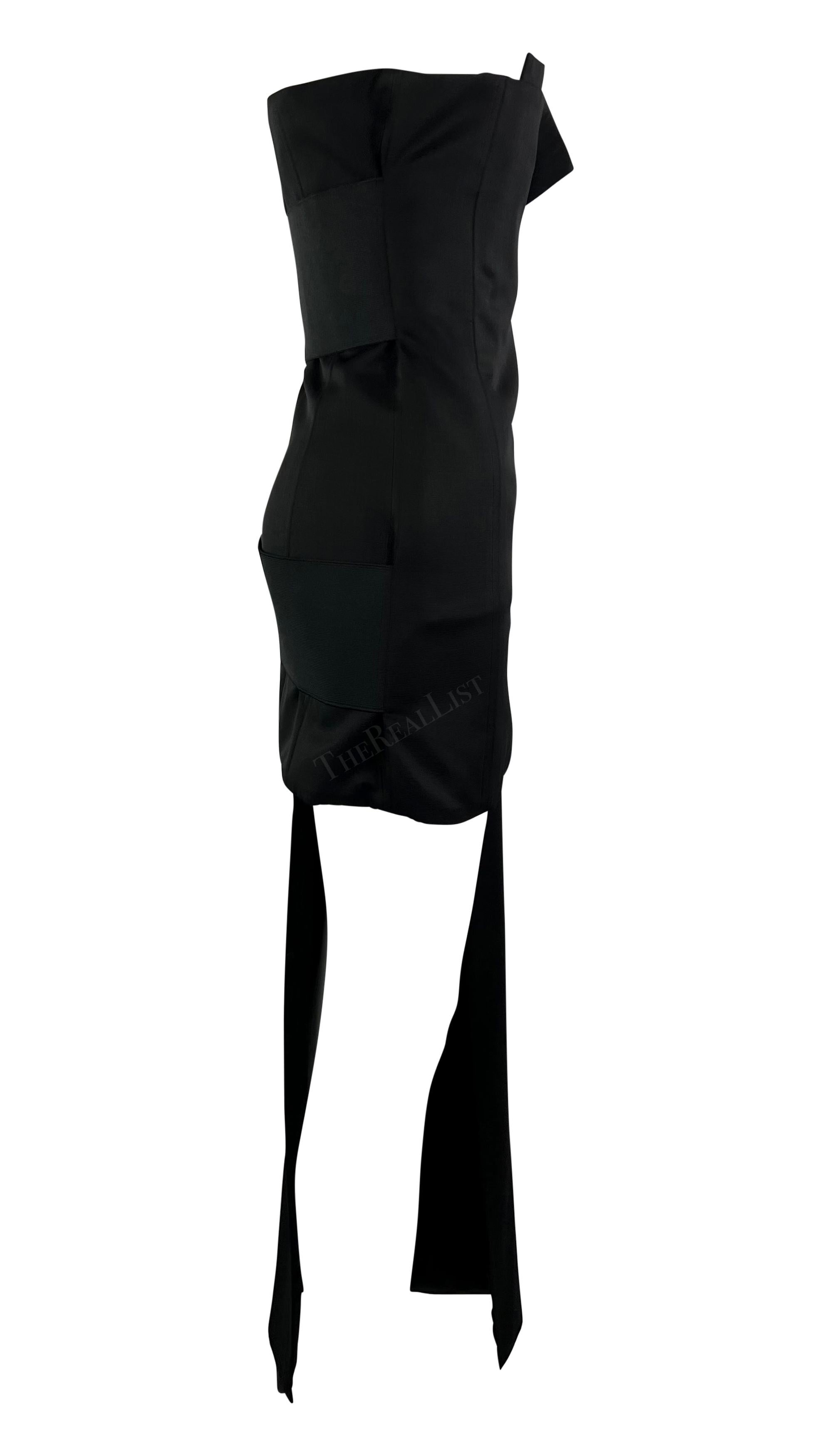 F/S 2001 Yves Saint Laurent by Tom Ford Laufsteg Asymmetrisches Bandage-Minikleid im Angebot 5