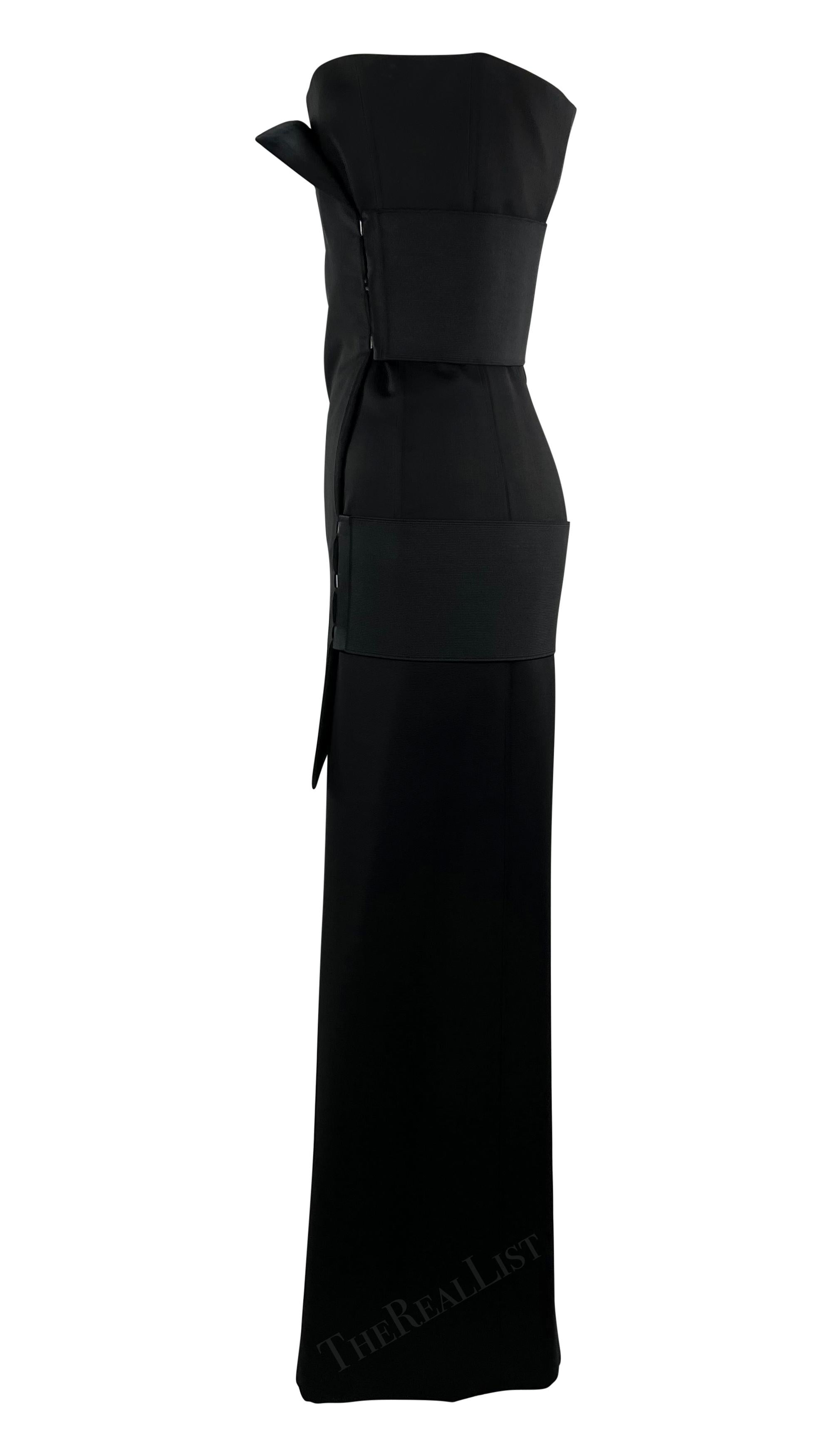 F/S 2001 Yves Saint Laurent by Tom Ford Laufsteg Asymmetrisches Bandage-Minikleid im Angebot 3