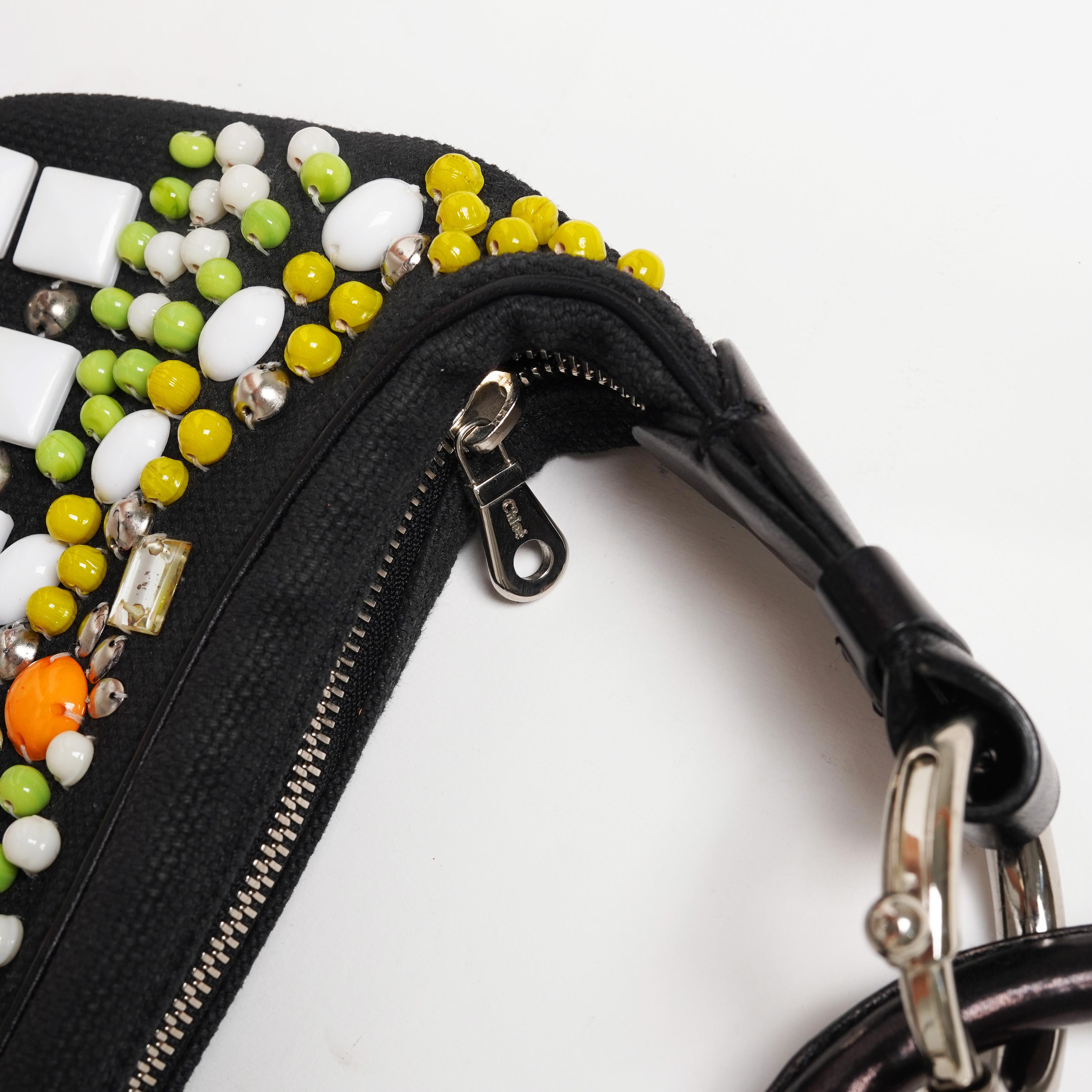 S/S 2002 Chloé by Phoebe Philo Crescent Beaded Bracelet Bag In Good Condition For Sale In Berlin, DE