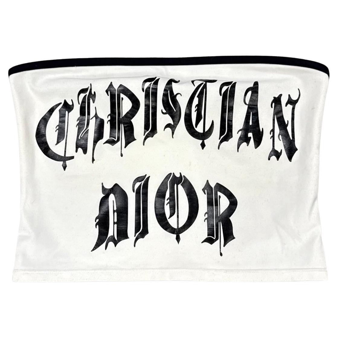 Top con logo gotico hardcore Christian Dior by Galliano P/E 2002 in vendita