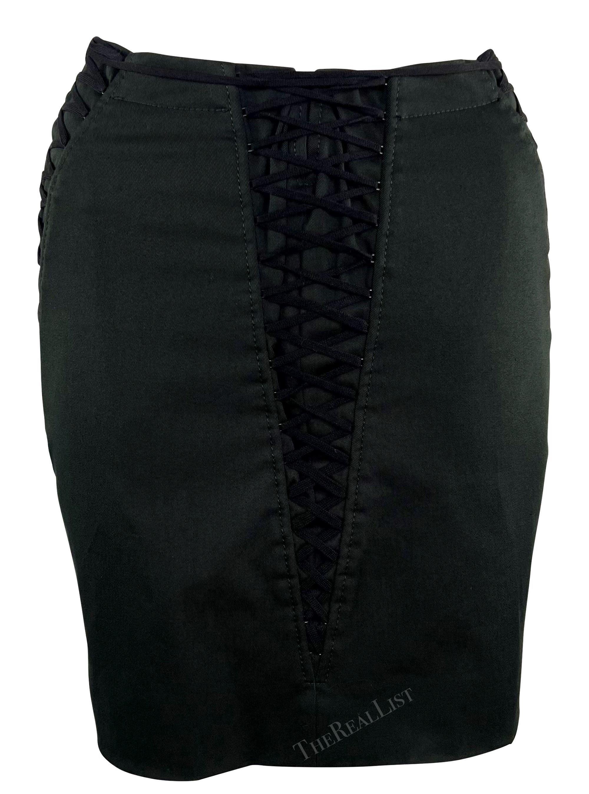 S/S 2002 Dolce & Gabbana Black Lace Up Corset-Style Mini Skirt In Excellent Condition For Sale In West Hollywood, CA