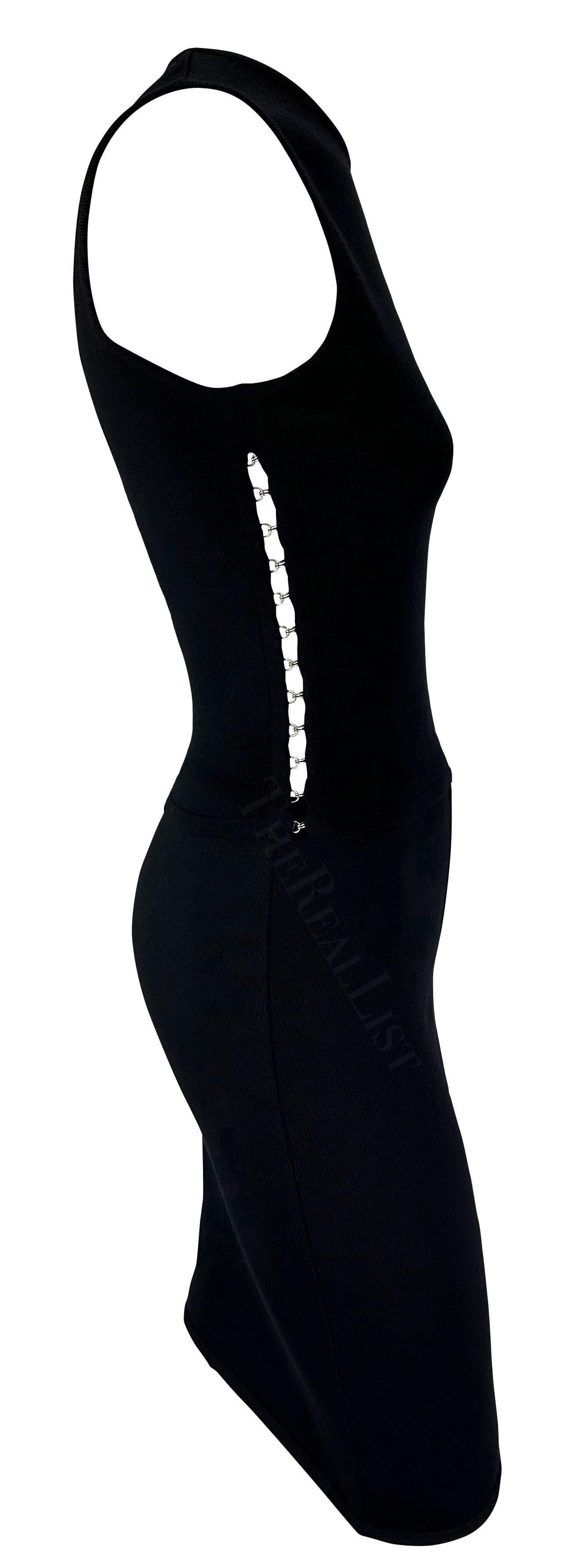 S/S 2002 Gianni Versace by Donatella Ensemble jupe débardeur et débardeur en maille noire Pour femmes en vente