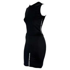 P/E 2002 Donatella Versace for Gianni Versace Set Canottiera e Gonna in Maglia Nera