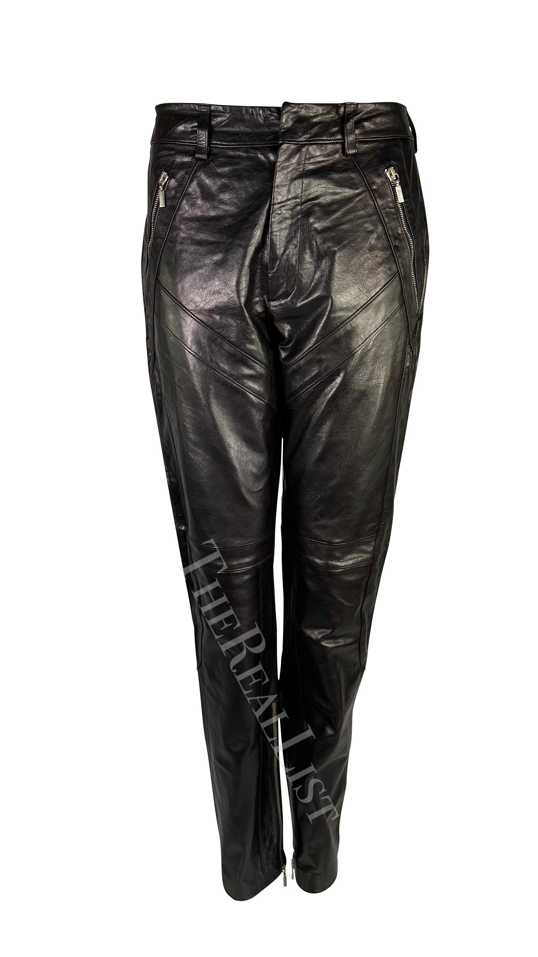 S/S 2002 Gianni Versace by Donatella Black Leather Moto Style Zip Pants In Excellent Condition For Sale In West Hollywood, CA
