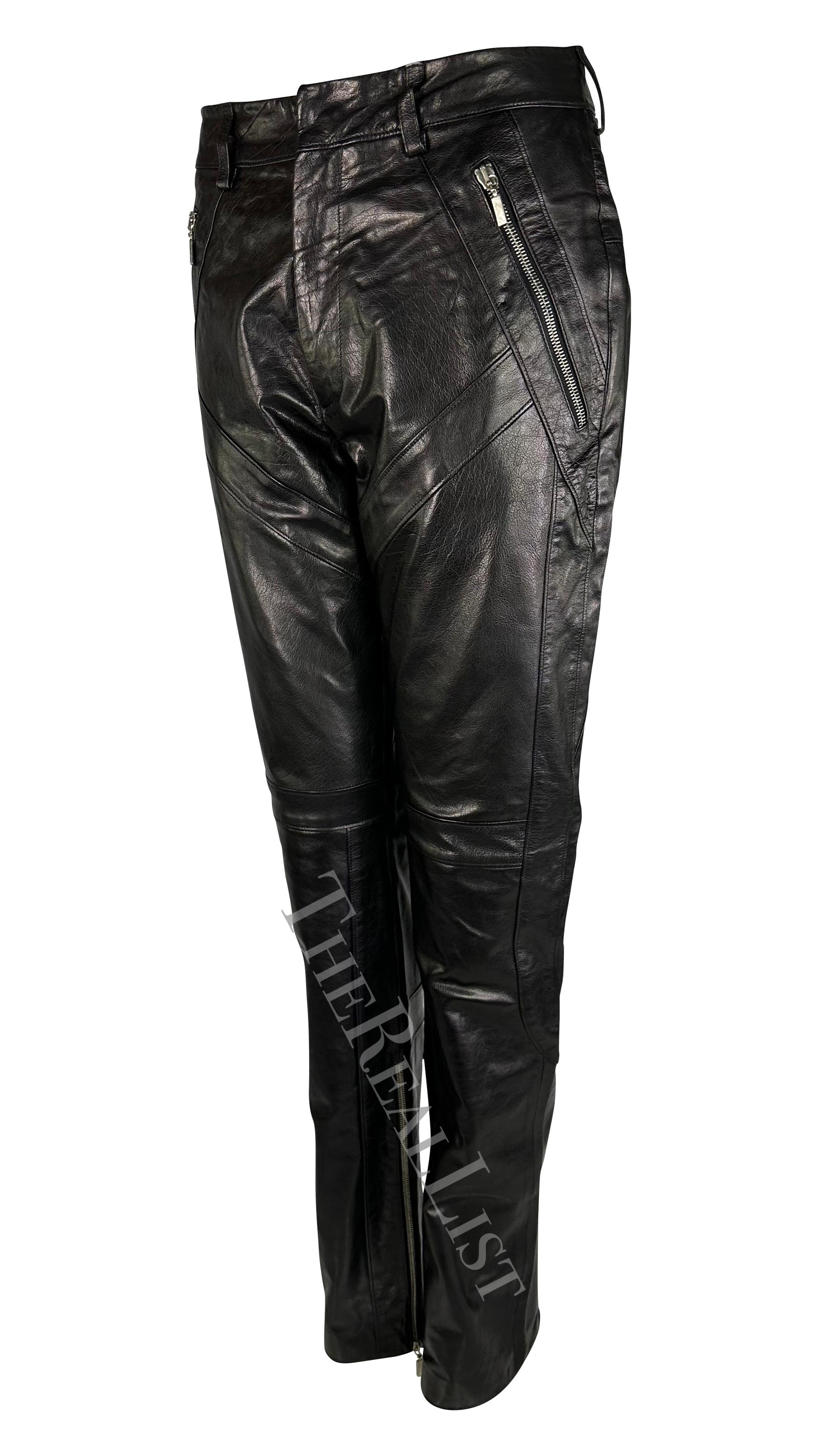 S/S 2002 Gianni Versace by Donatella Black Leather Moto Style Zip Pants For Sale 1