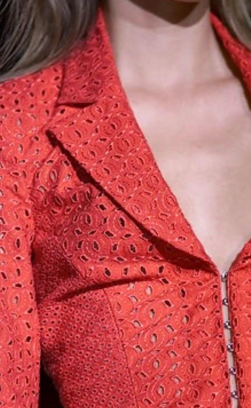 S/S 2002 Gianni Versace by Donatella Eyelet Cutout Red Sheer Blazer For Sale 2