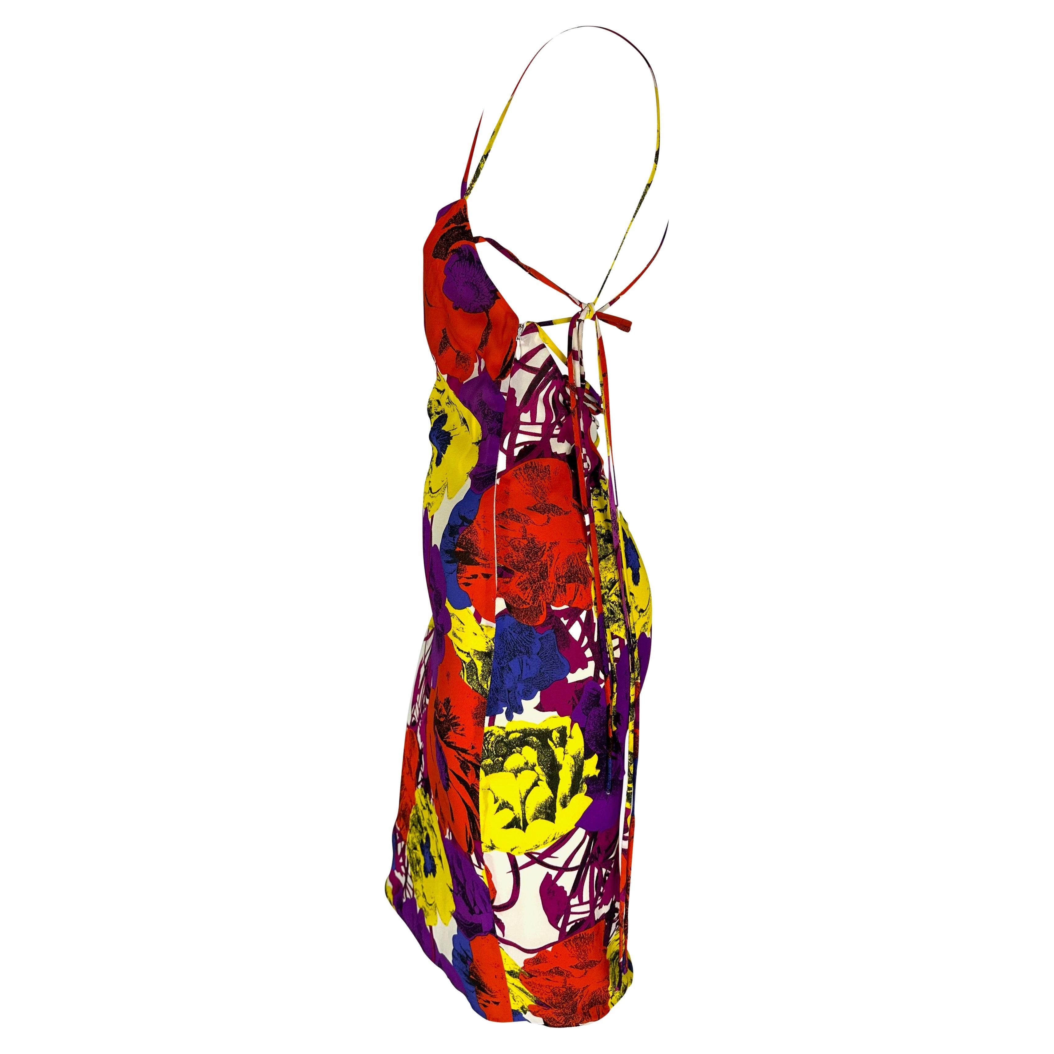 S/S 2002 Gianni Versace by Donatella Pop Art Floral Print Lace-Up Backless Dress For Sale 1