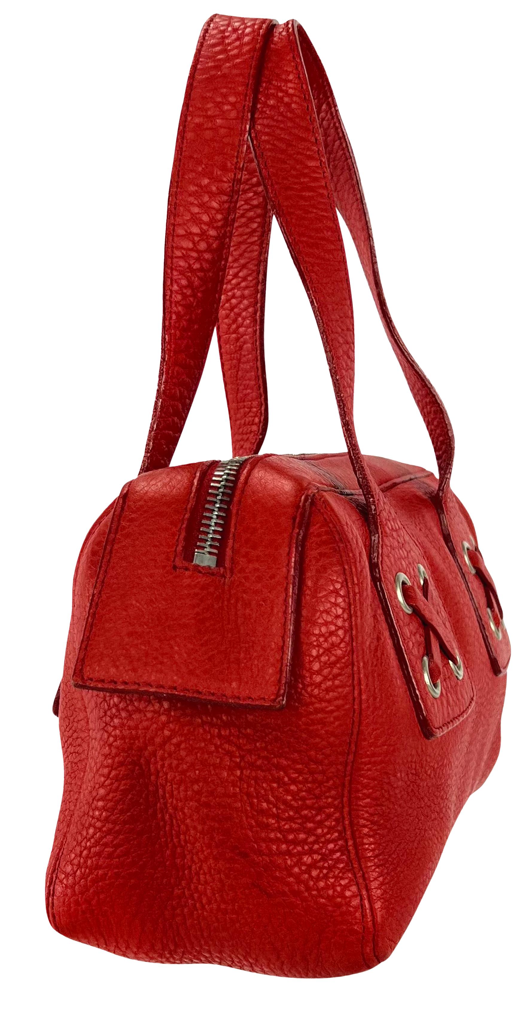 Women's S/S 2002 Gianni Versace by Donatella Red Leather Oversized Zip Mini Shoulder Bag For Sale