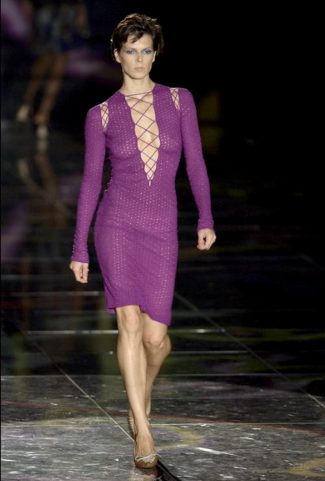 S/S 2002 Gianni Versace by Donatella Runway Purple Lace-Up Eyelet Dress In Good Condition For Sale In West Hollywood, CA