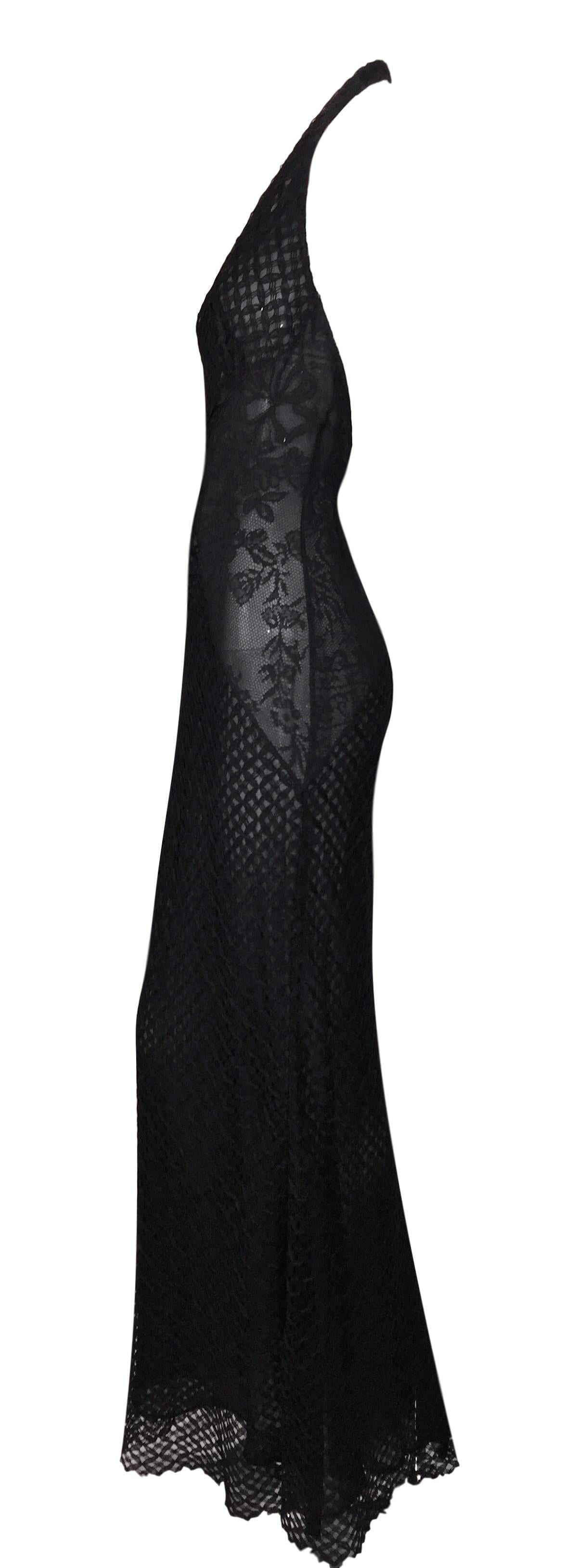 S/S 2002 Gianni Versace Sheer Black Lace Plunging Backless Halter Gown Dress 40 In Good Condition In Yukon, OK