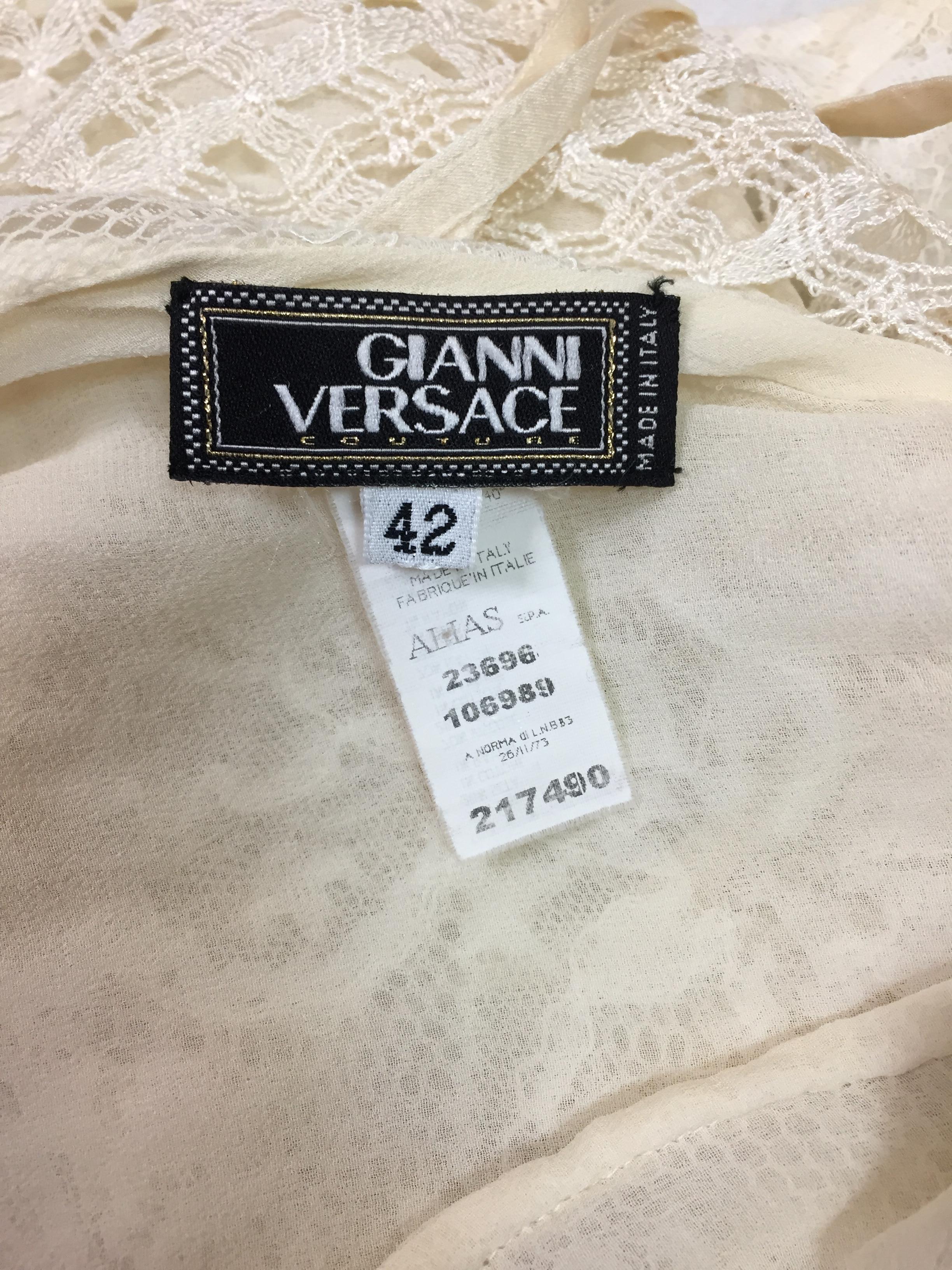 S/S 2002 Gianni Versace Sheer Ivory Plunging Corset Lace Gown Dress In Good Condition In Yukon, OK