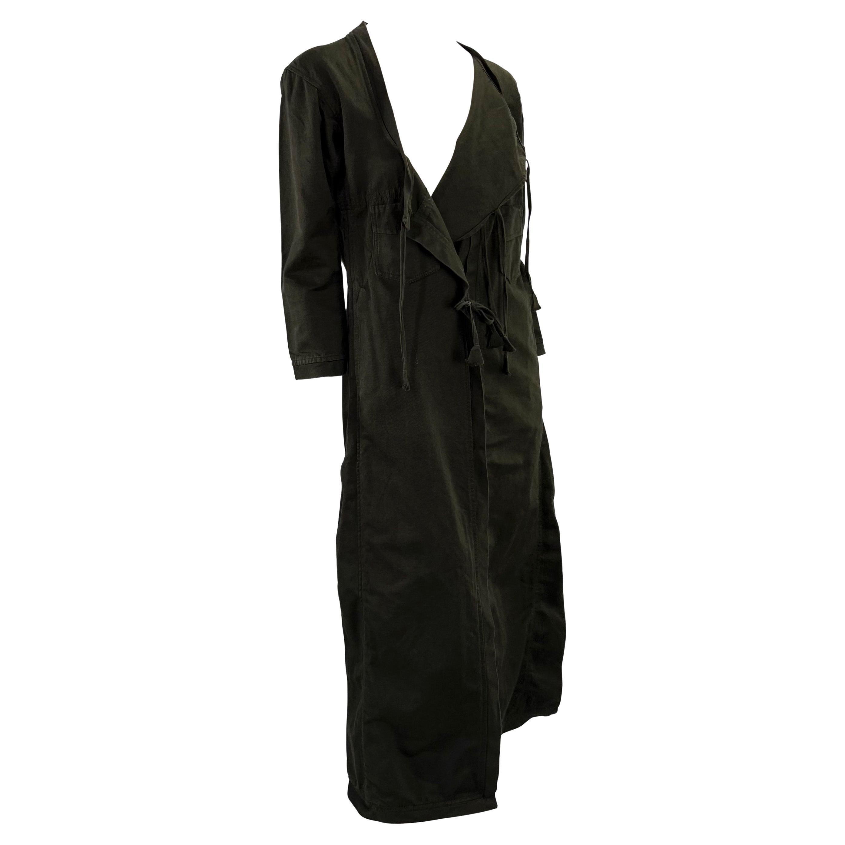 S/S 2002 Gucci by Tom Ford Brown Brown Cotton Oversized Cotton Duster Coat Dress Excellent état - En vente à West Hollywood, CA