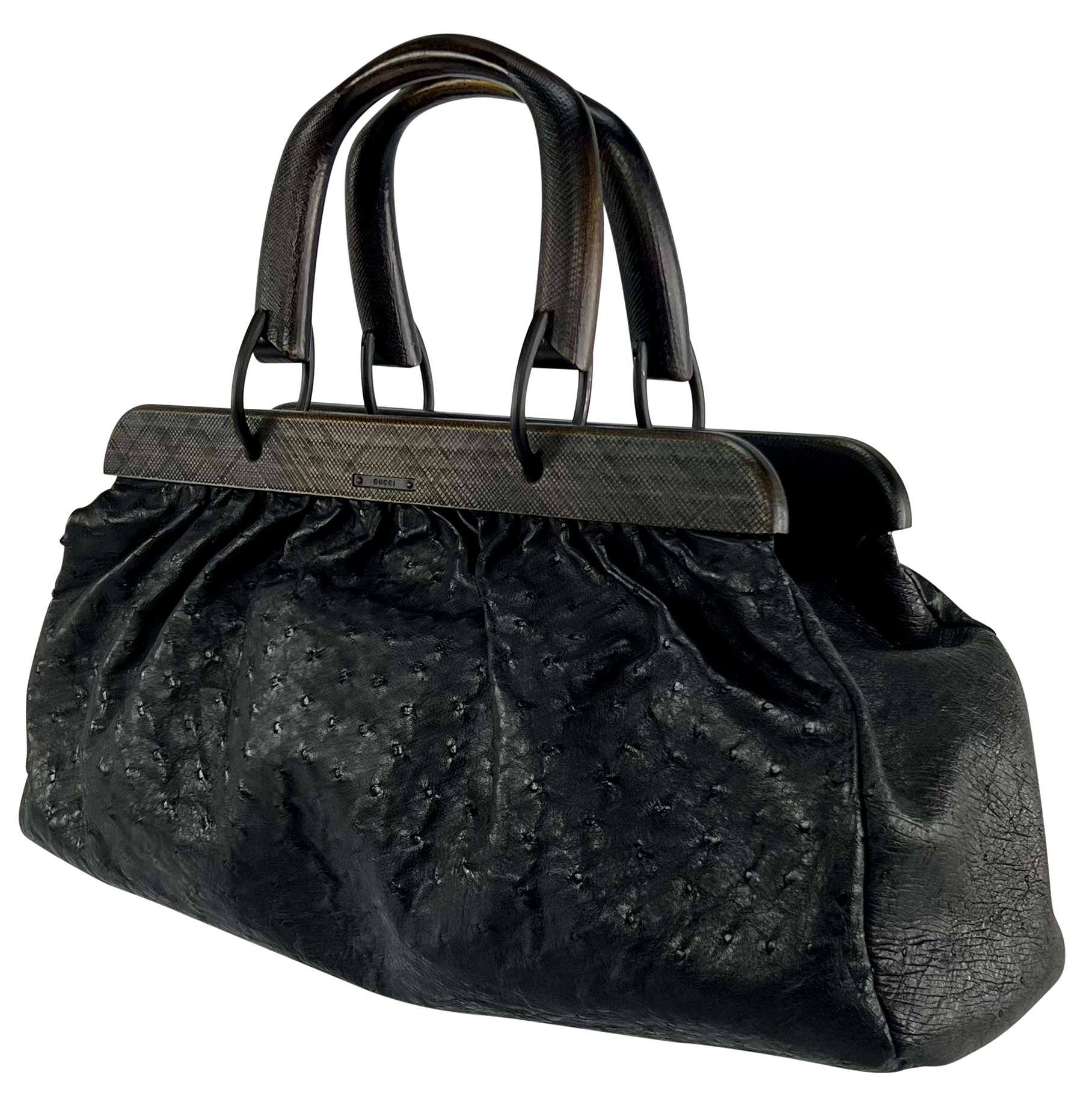 F/W 2002 Gucci by Tom Ford Genuine Ostrich Black Leather Medium Top Handle Bag Negro en venta