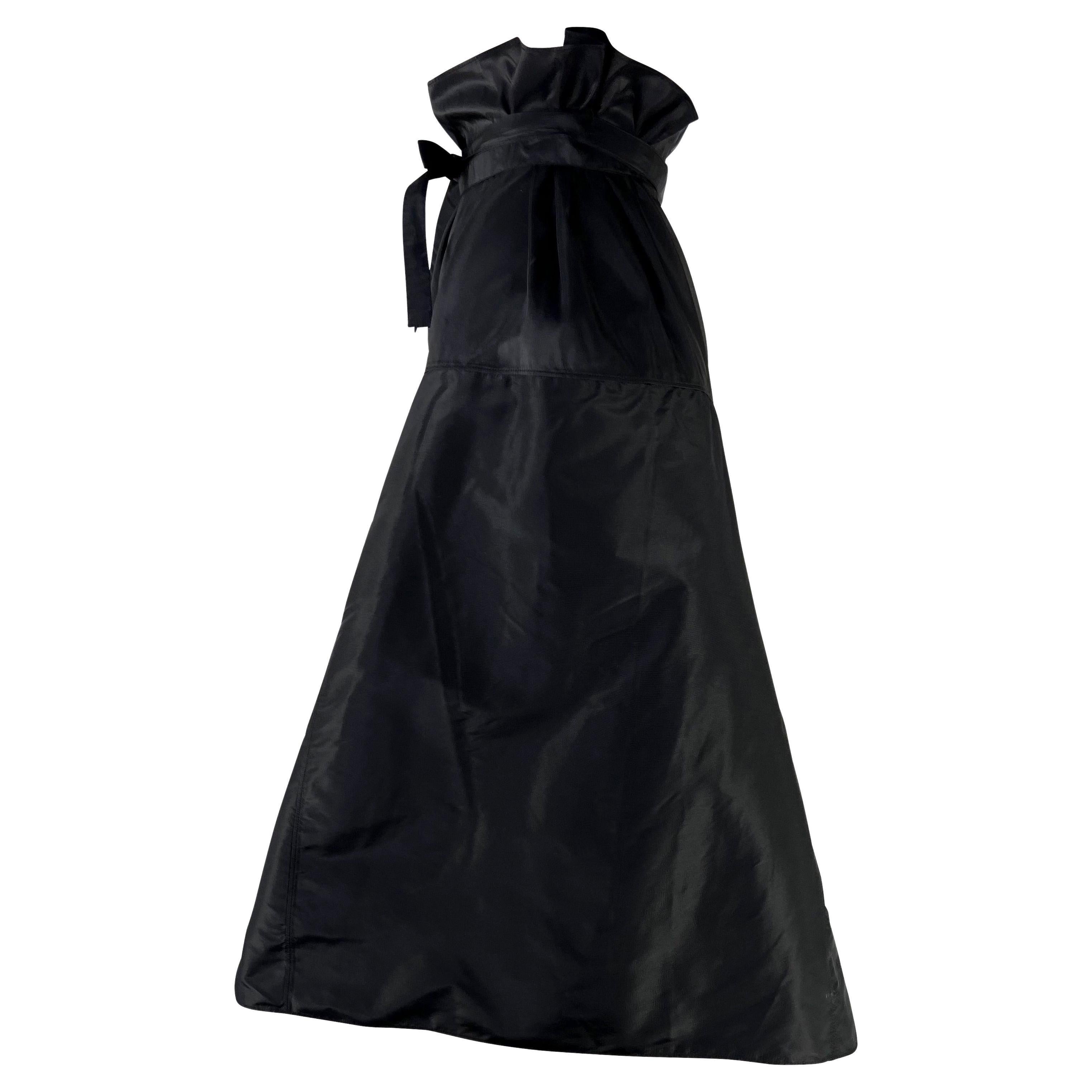 S/S 2002 Gucci by Tom Ford Runway Black Silk Taffeta Belted Wrap Oversized Skirt For Sale 1