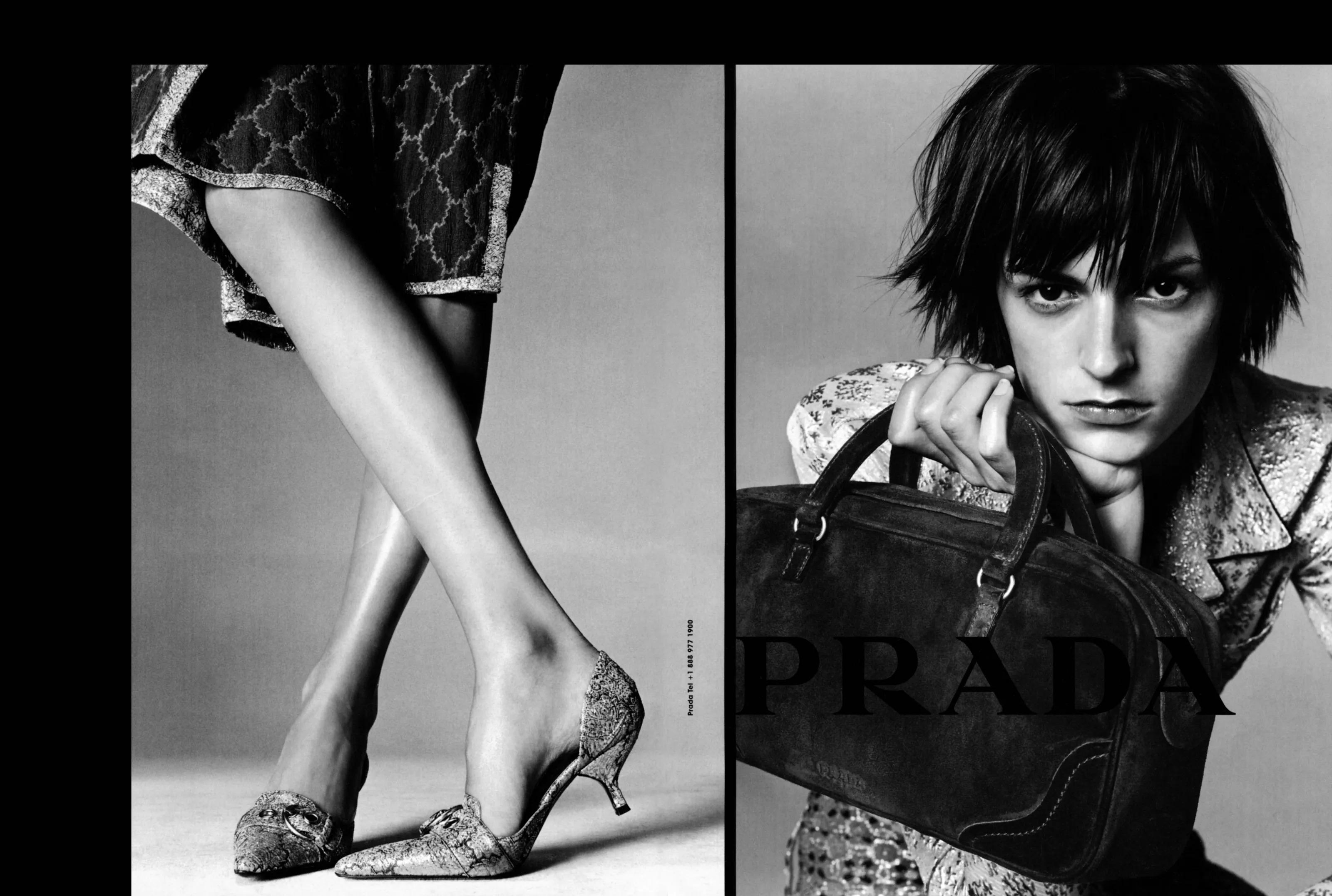 S/S 2002 Prada - Escarpins à boucles en lamé or avec motif décoratif Taille 39 en vente 2