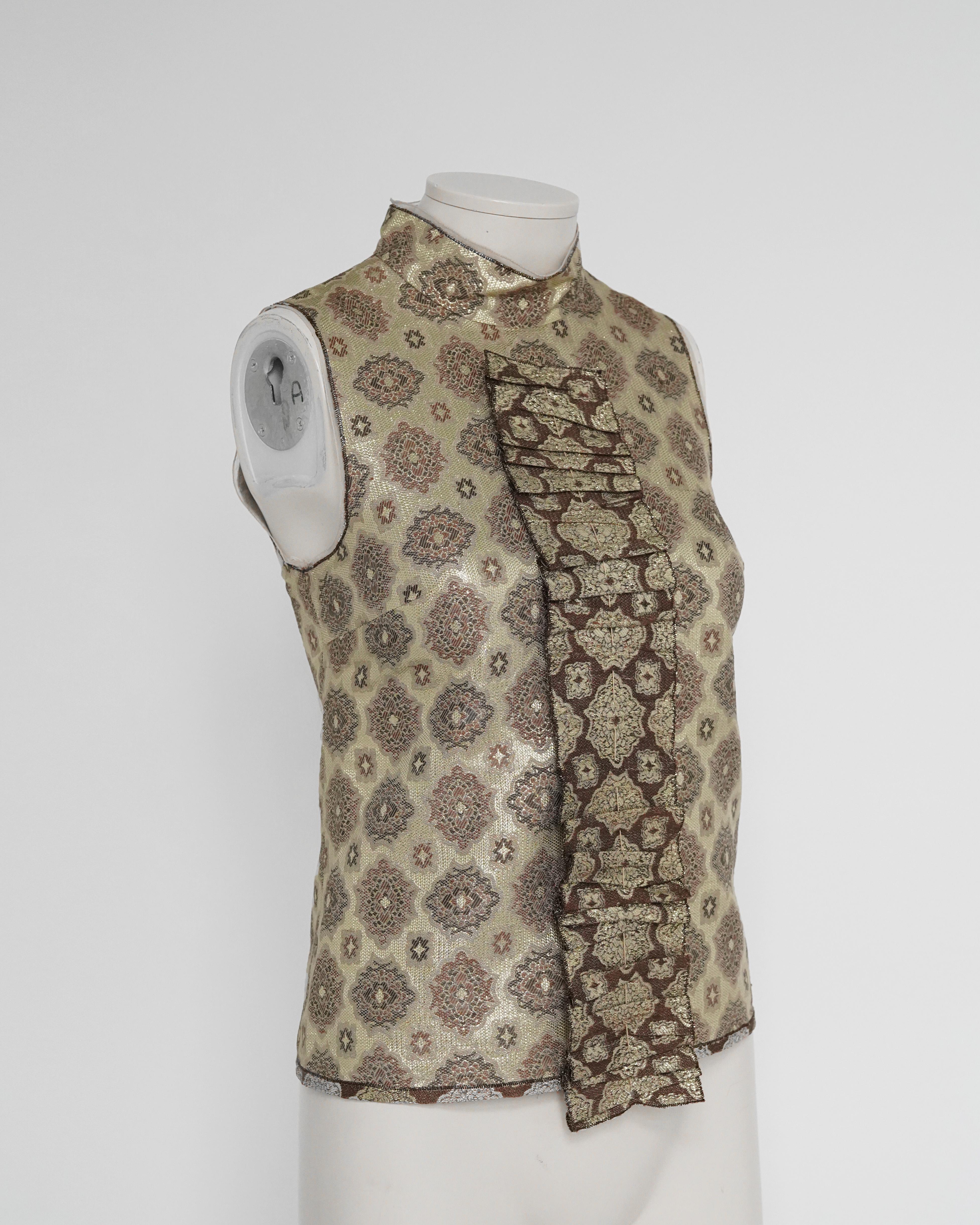 S/S 2002 Prada - Chemisier sans manches à volants en lamé or à motifs décoratifs en vente 5
