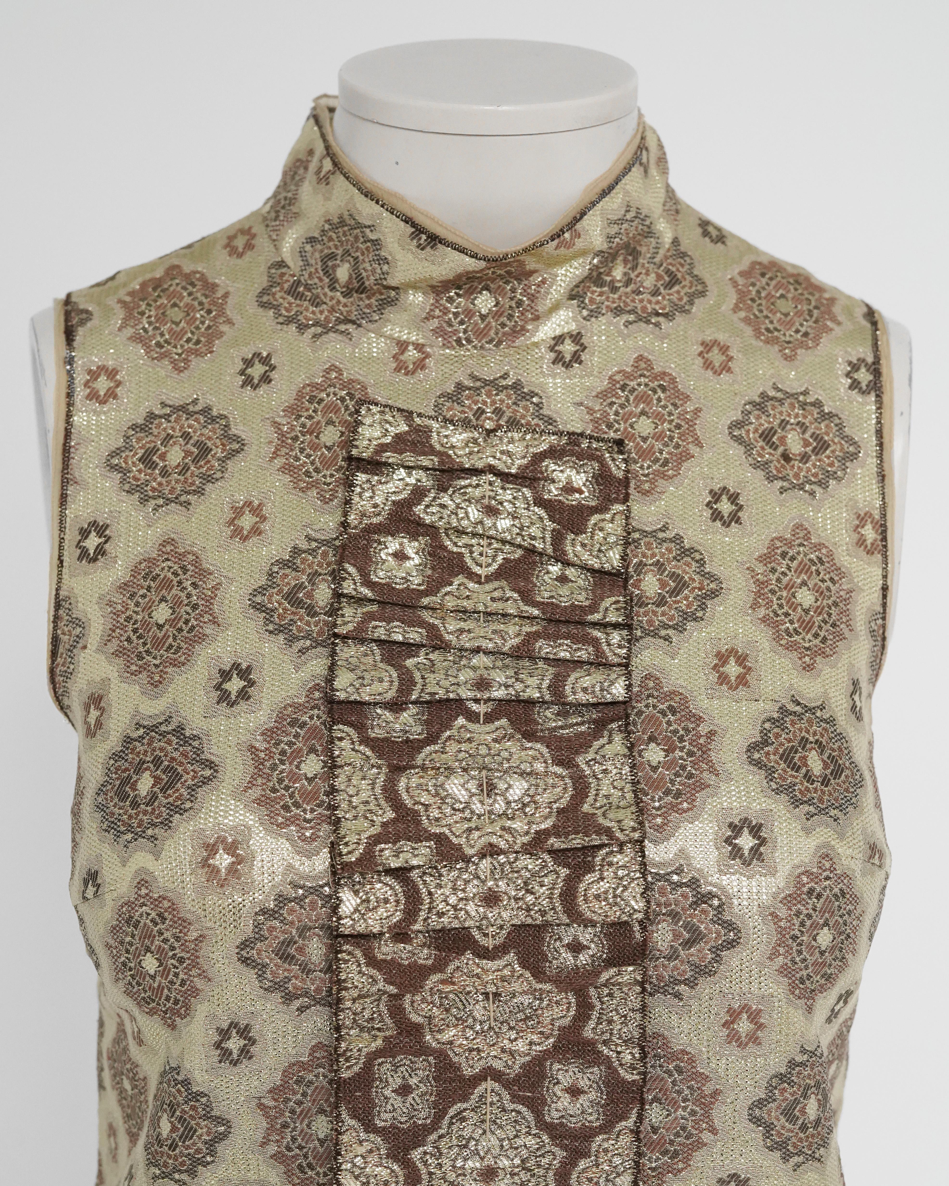 S/S 2002 Prada - Chemisier sans manches à volants en lamé or à motifs décoratifs en vente 3