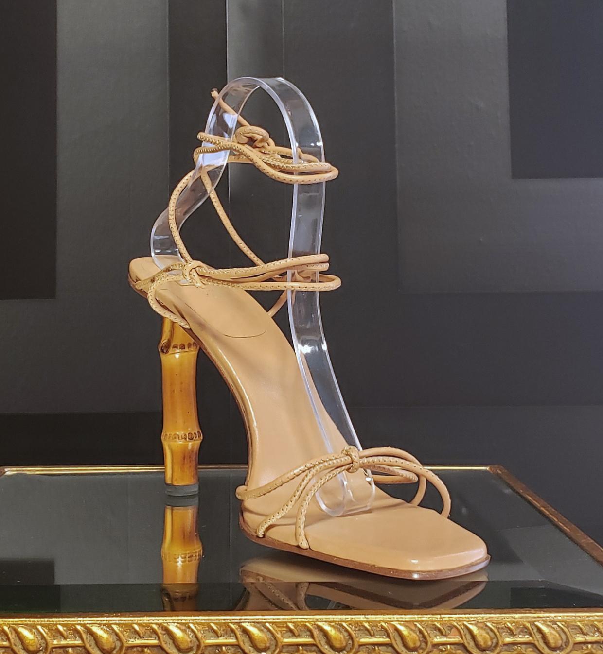 S/S 2002 TOM FORD for GUCCI NUDE BAMBOO HEEL SHOES 10.5 In New Condition In Montgomery, TX