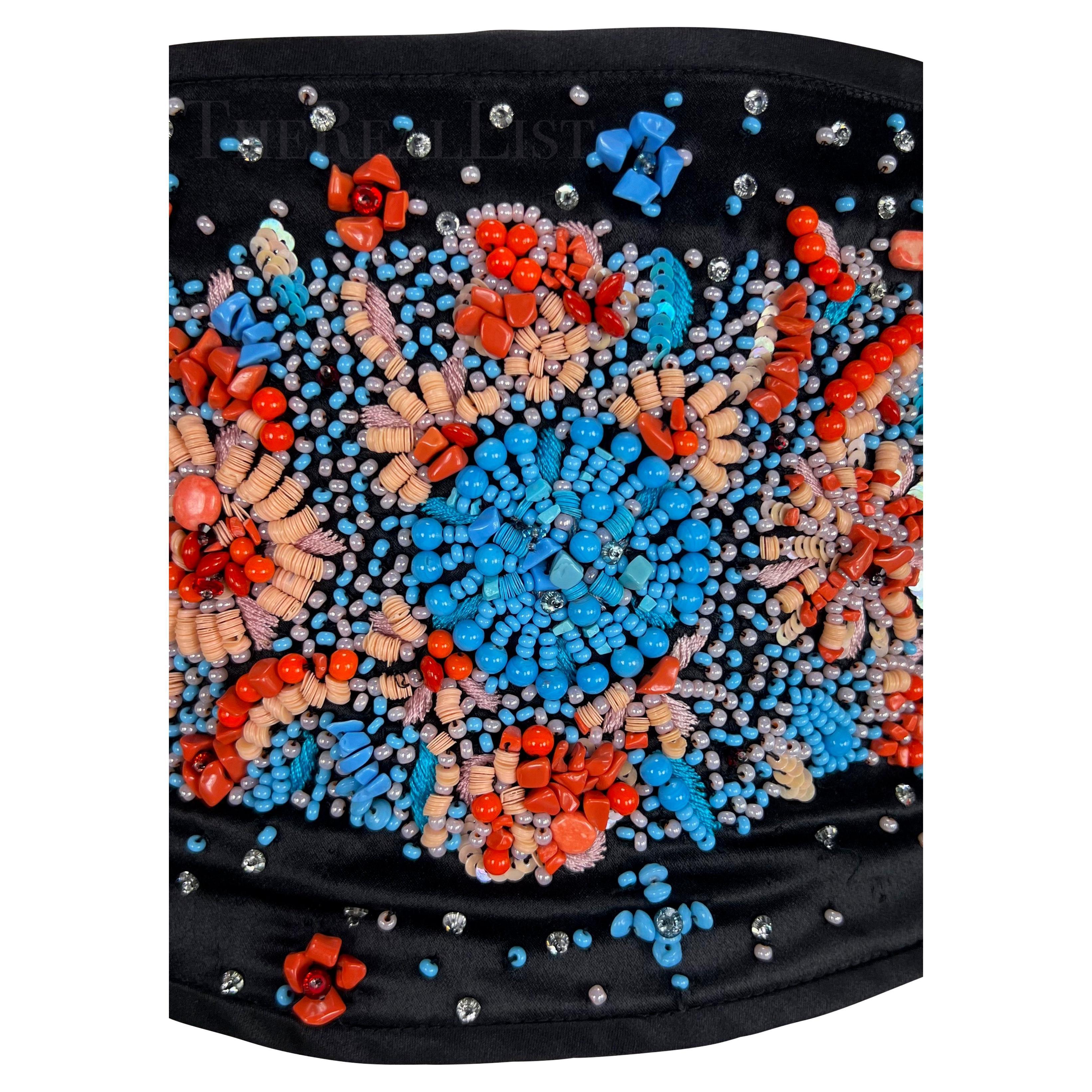 F/S 2002 Valentino Garavani Laufsteg Ad Schwarzer gesteppter, perlenbesetzter Korsett-Gürtel mit Taille im Angebot 2