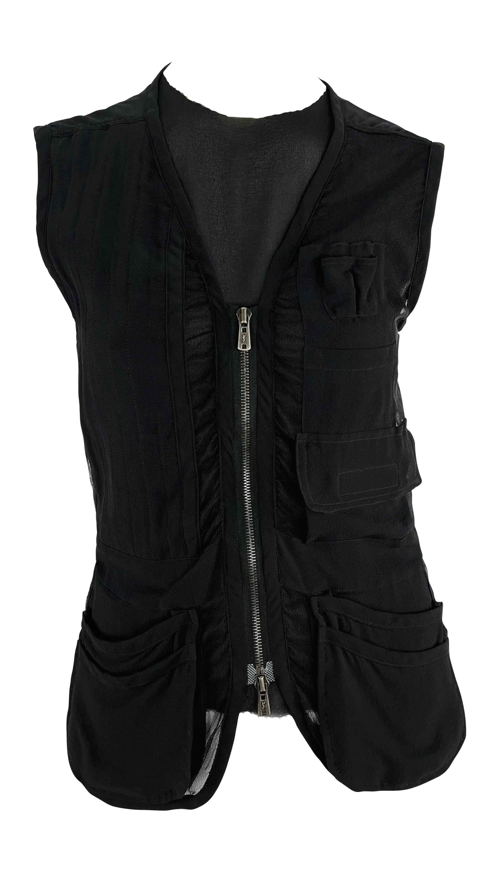 P/E 2002 Yves Saint Laurent by Tom Ford Set di gilet neri trasparenti per la passerella in vendita 3