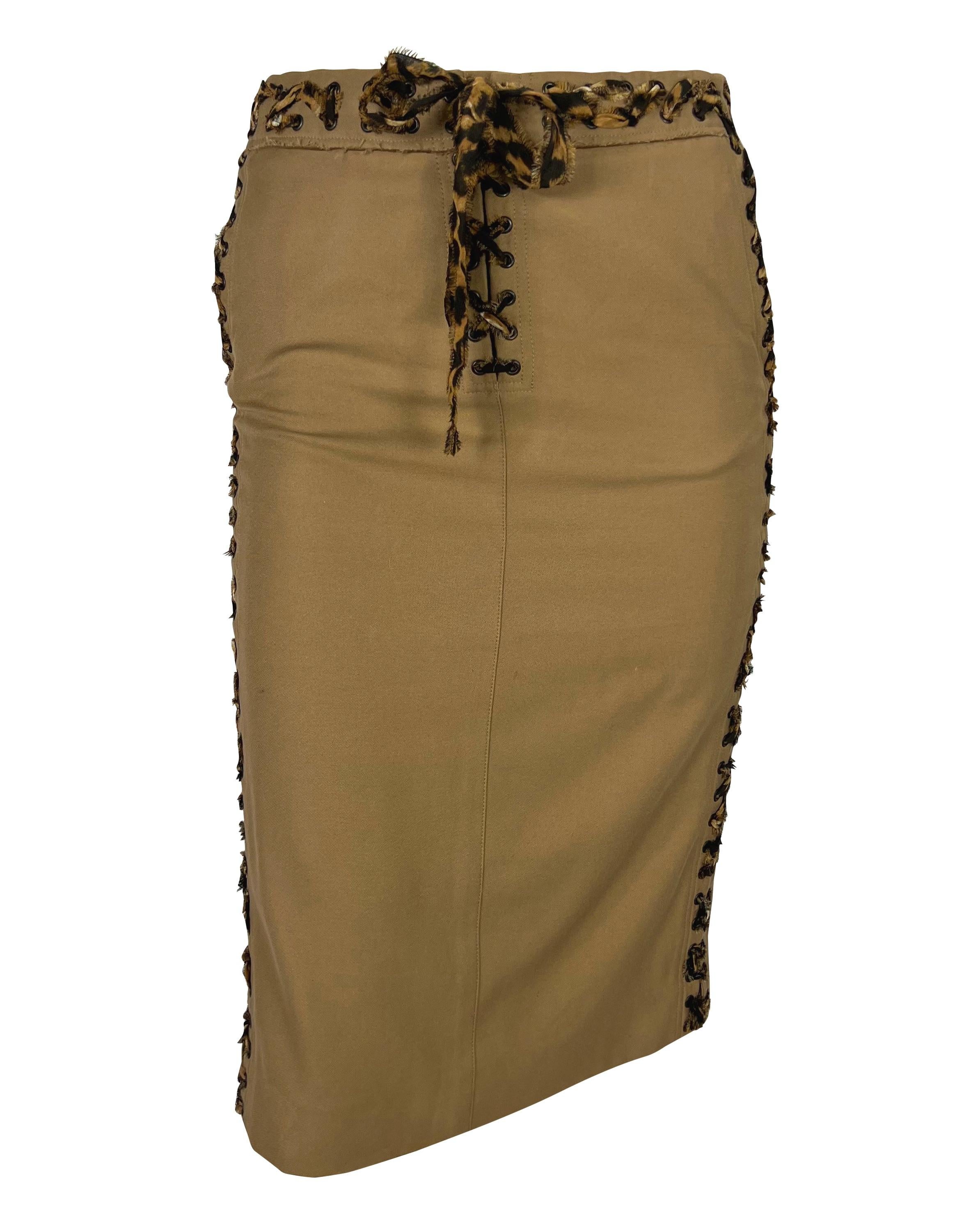 S/S 2002 Yves Saint Laurent by Tom Ford Safari Cheetah Print Lace-Up Khaki Suit (costume) en vente 5