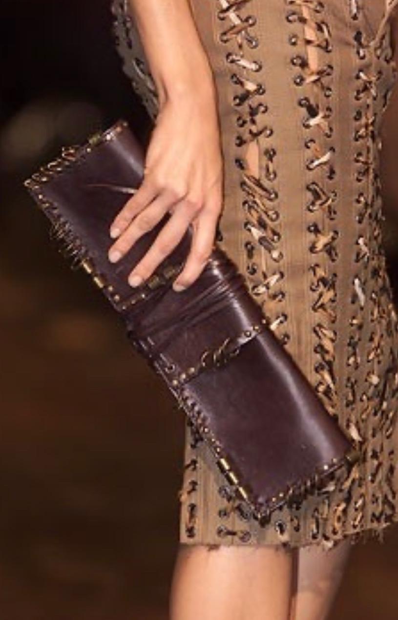 Abito con gonna in kaki con stampa a giaguaro di Tom Ford per Yves Saint Laurent for Yves Saint Laurent In condizioni ottime in vendita a West Hollywood, CA