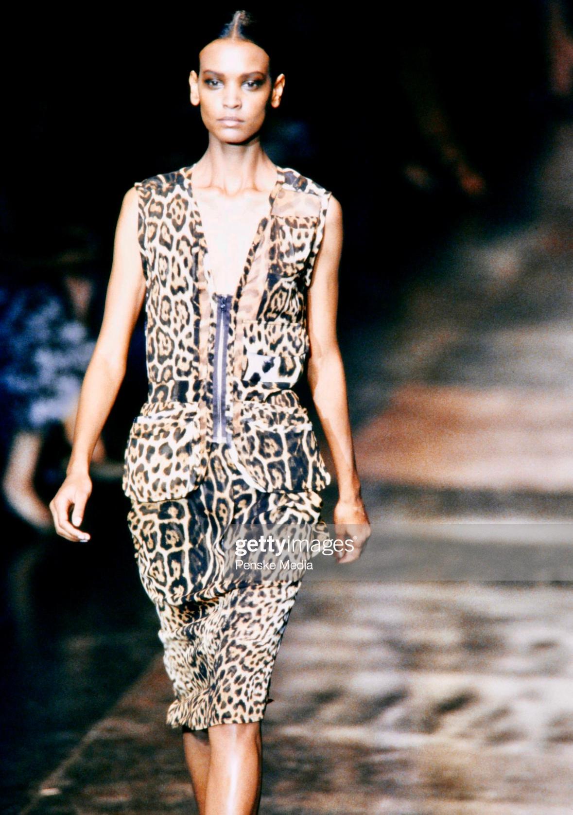 Black S/S 2002 Yves Saint Laurent by Tom Ford Safari Runway Cheetah Print Skirt Set For Sale