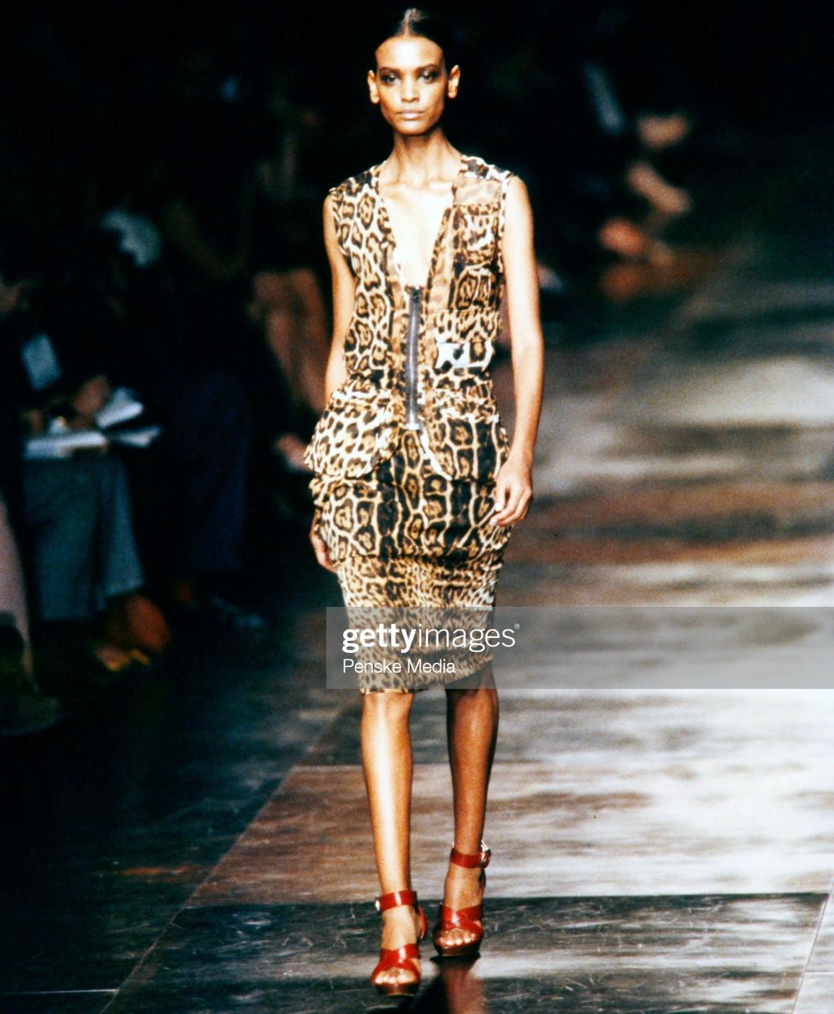 Women's S/S 2002 Yves Saint Laurent by Tom Ford Safari Runway Cheetah Print Skirt Set For Sale