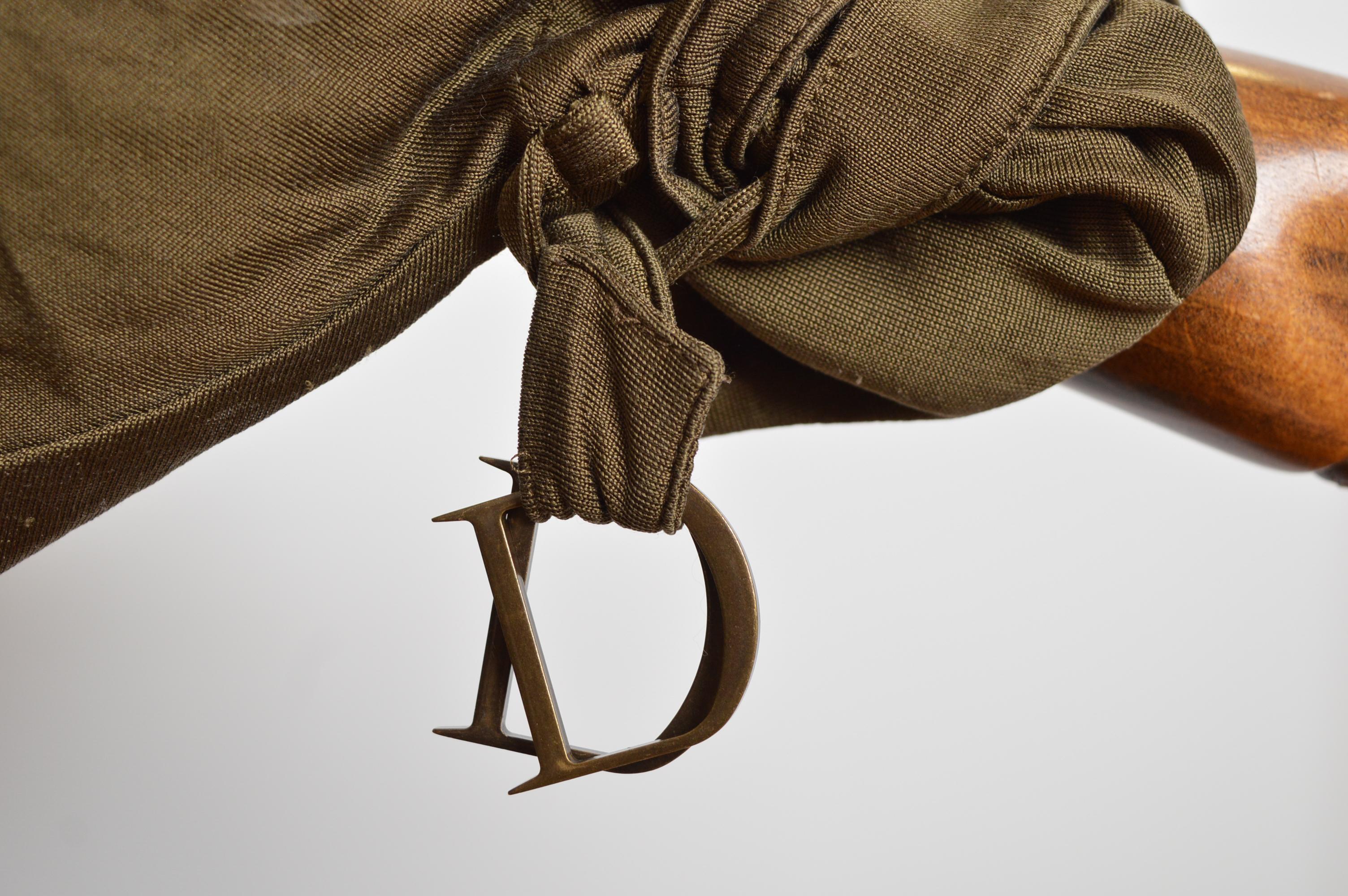 S/S 2003 Christian Dior John Galliano Khakigrünes Batwing-Fallschirm-Minikleid im Angebot 10