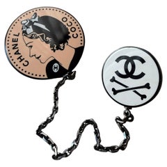 Chanel Spring/Summer 2003 Coco Portrait Chain-Link Brooch, Gunmetal
