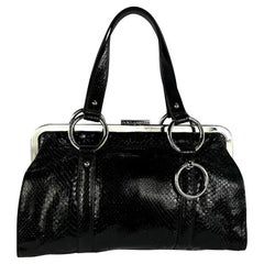 S/S 2003 Dolce & Gabbana Runway Bolso de hombro con anilla de piel de pitón negra