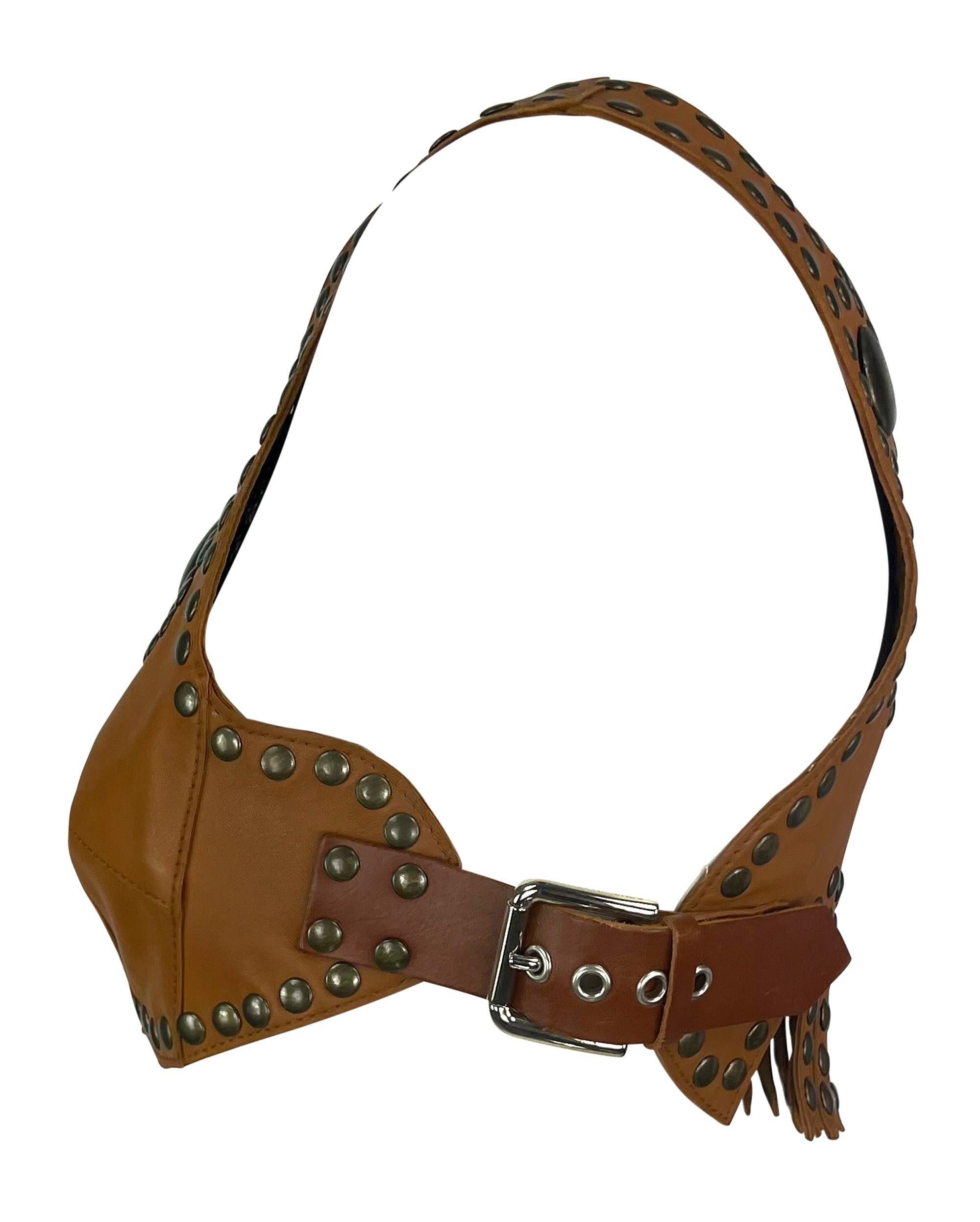 Dolce & Gabbana Runway S/S 2003 - Top asimmetrico con frange in pelle borchiata in vendita 1