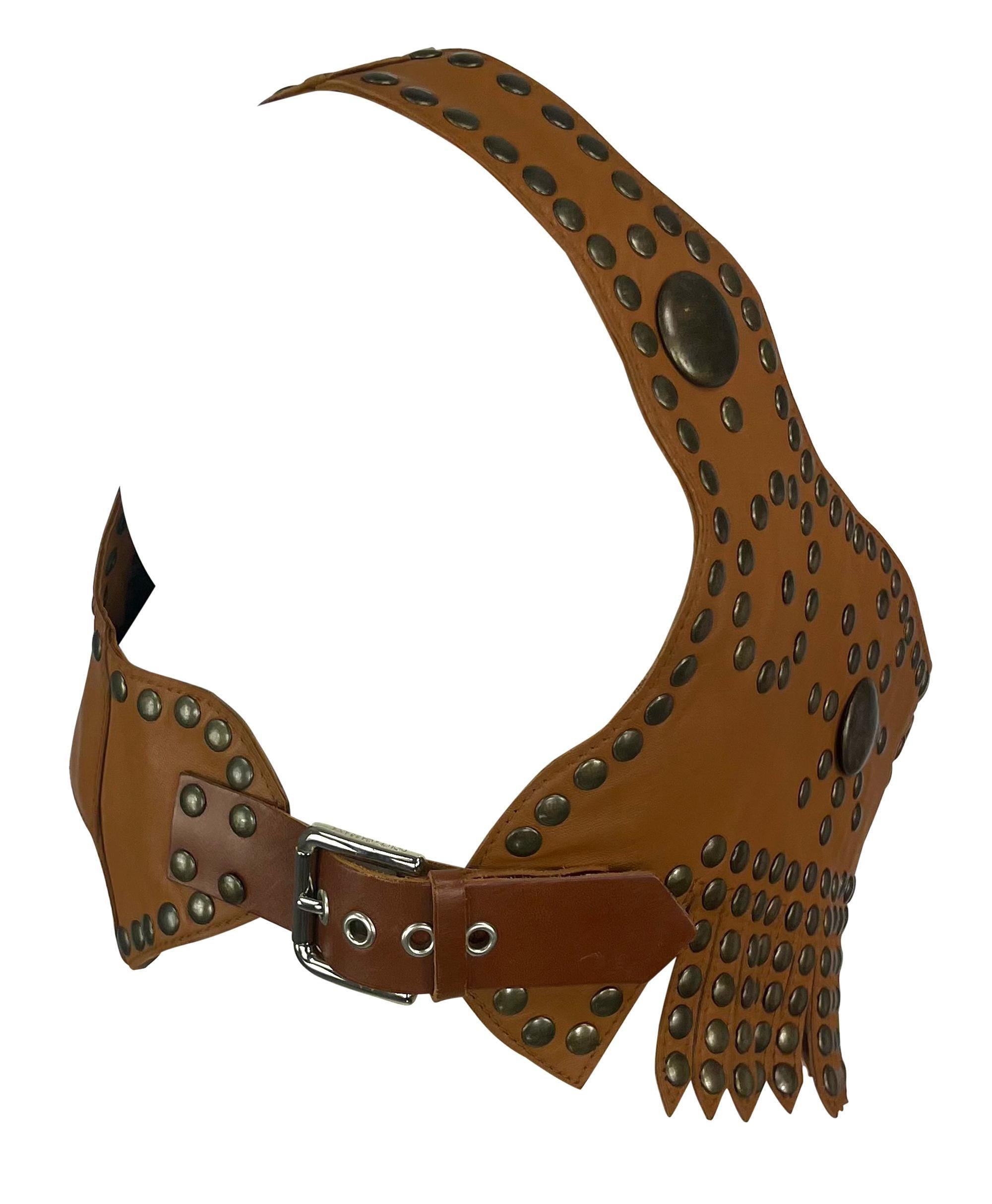 Dolce & Gabbana Runway S/S 2003 - Top asimmetrico con frange in pelle borchiata in vendita 2