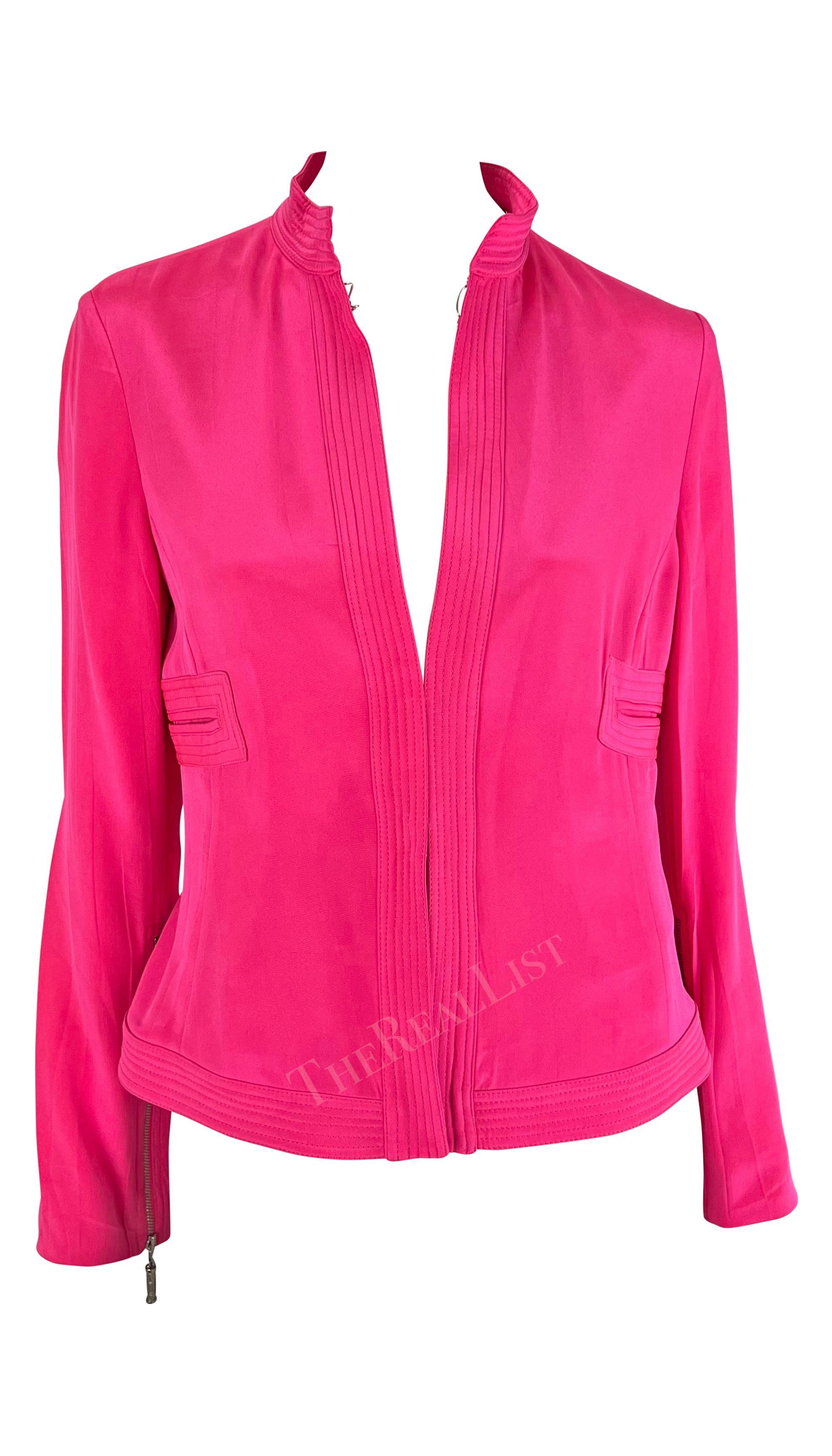 S/S 2003 Gianni Versace by Donatella Pasarela Chaqueta de manga larga rosa intenso en Bueno estado para la venta en West Hollywood, CA