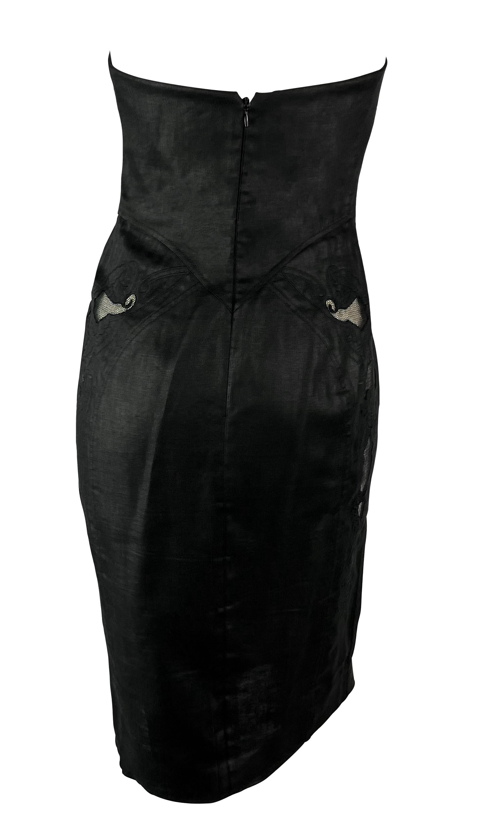 Mini abito senza spalline in lino nero a rete trasparente di Donatella Versace per Gianni Versace P/E 2003 in vendita 2