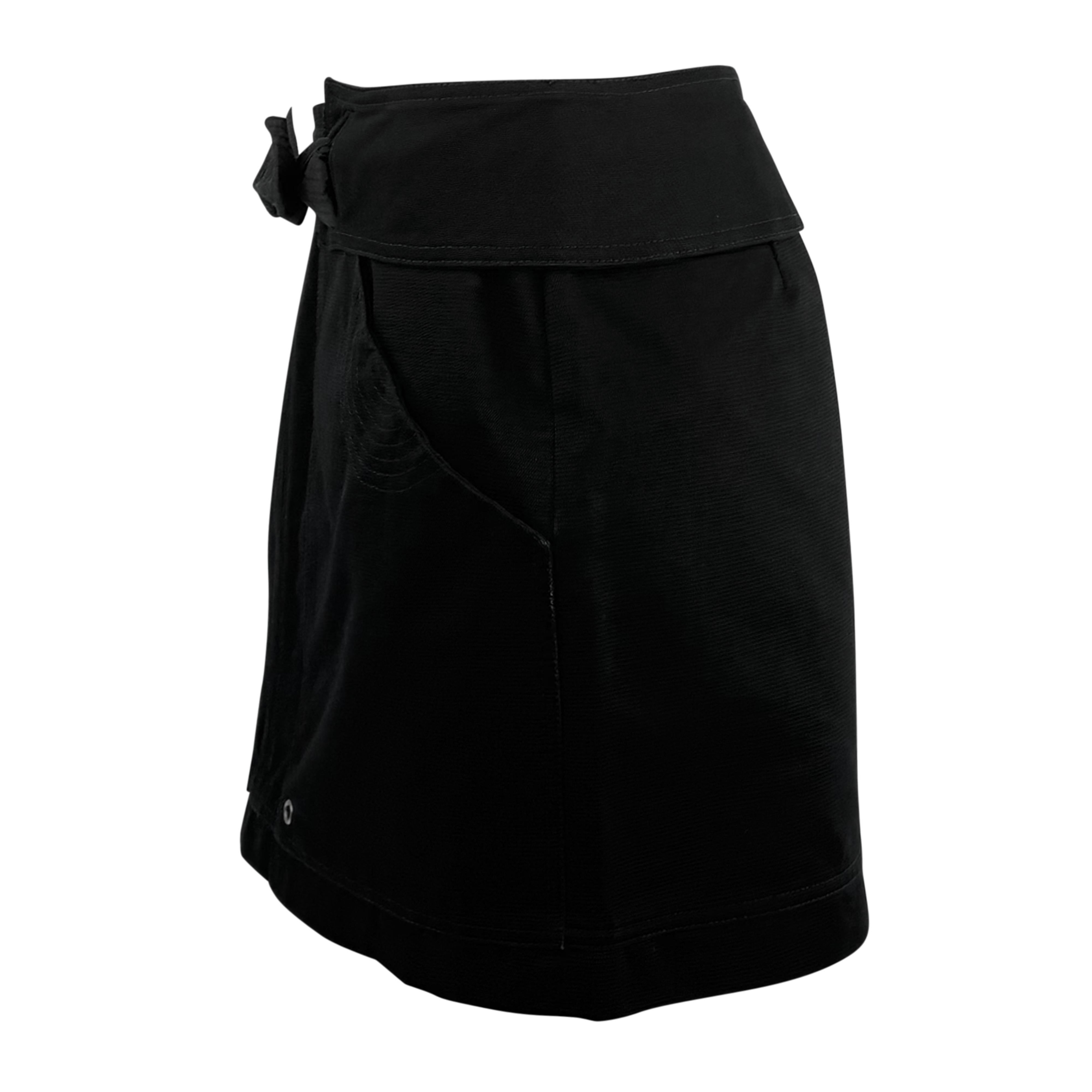S/S 2003 Gucci by Tom Ford Black Cotton Twill Silk Belted Mini Skirt For Sale 2