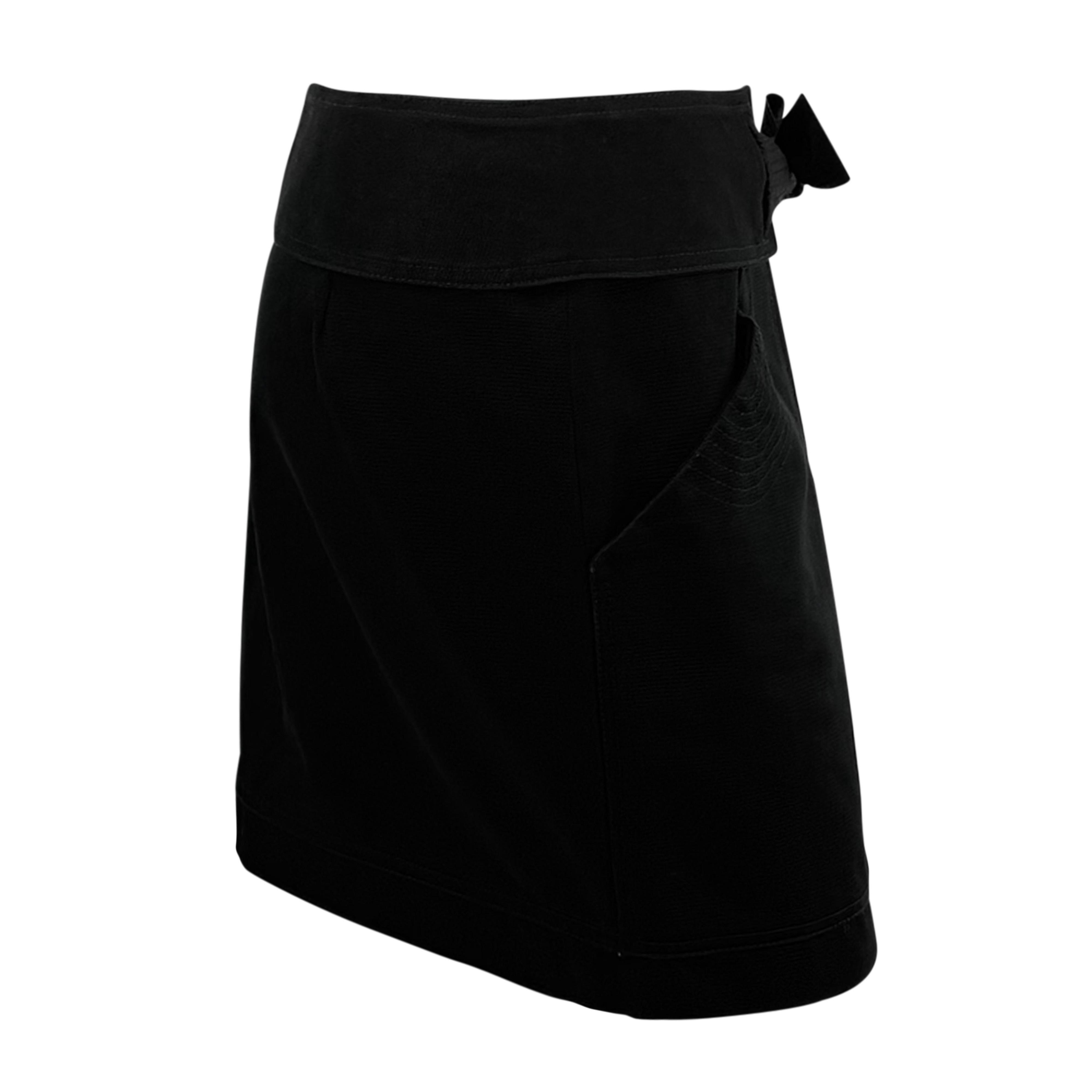 S/S 2003 Gucci by Tom Ford Black Cotton Twill Silk Belted Mini Skirt For Sale 4