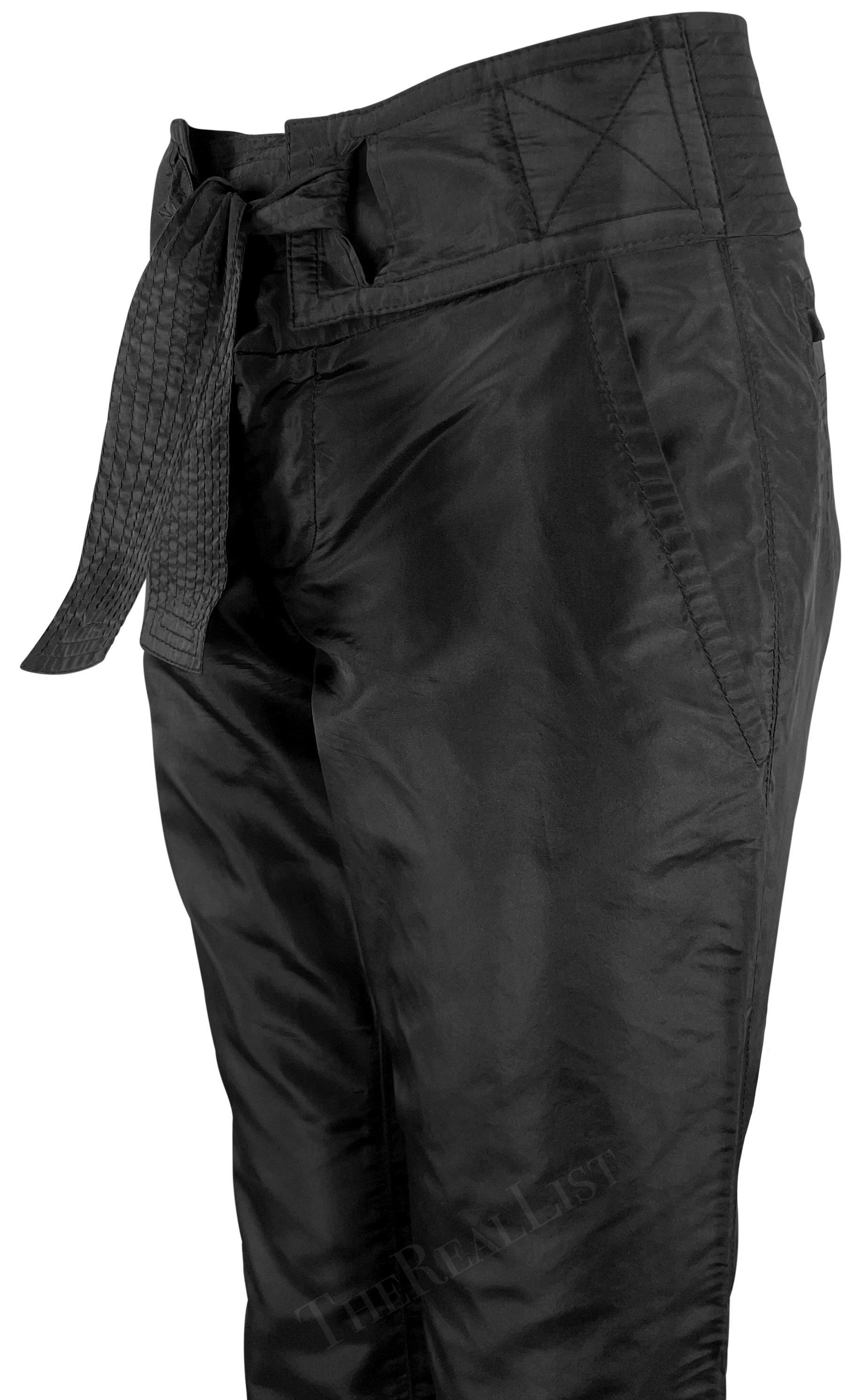 S/S 2003 Pantalon à nouer à la taille en taffetas de soie noir Gucci by Tom Ford en vente 1