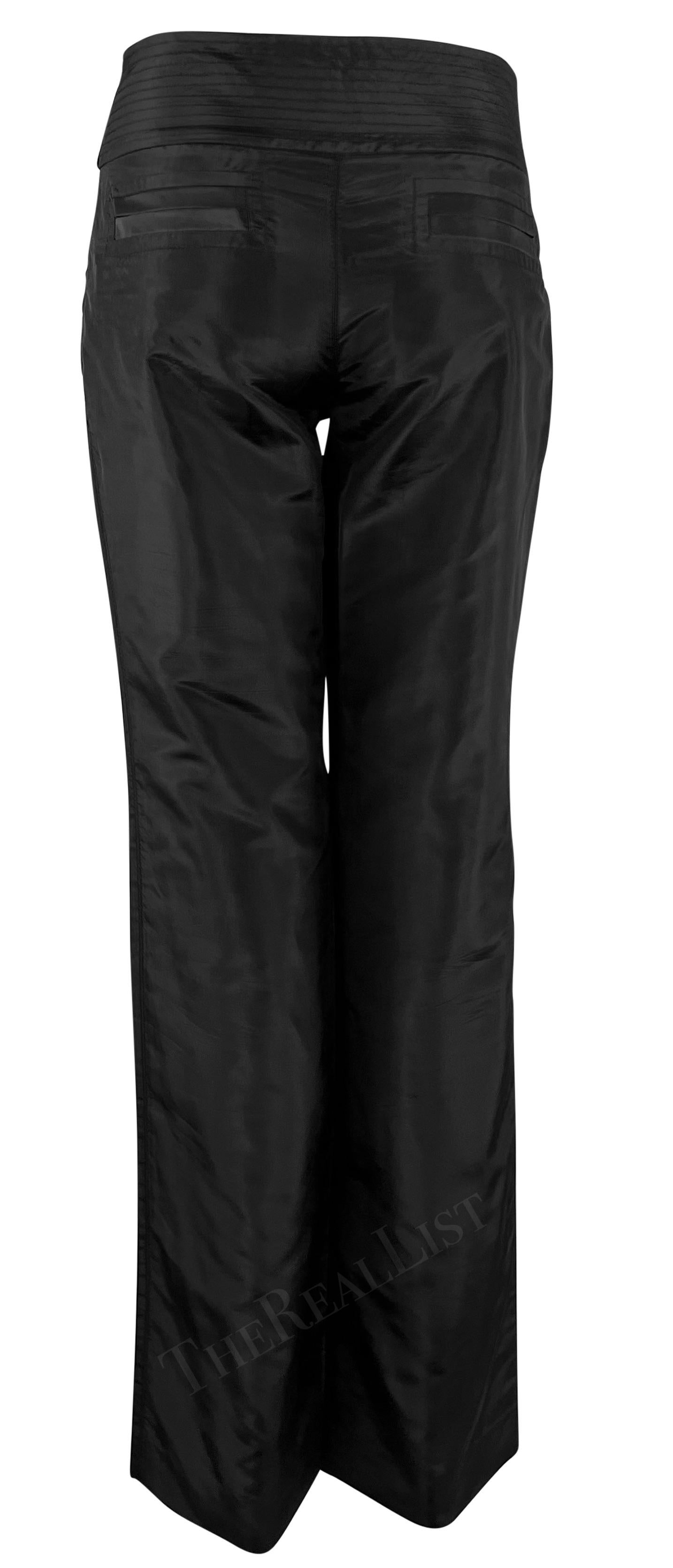 Pantaloni con cravatta in vita in taffetà di seta nera Gucci by Tom Ford P/E 2003 in vendita 1