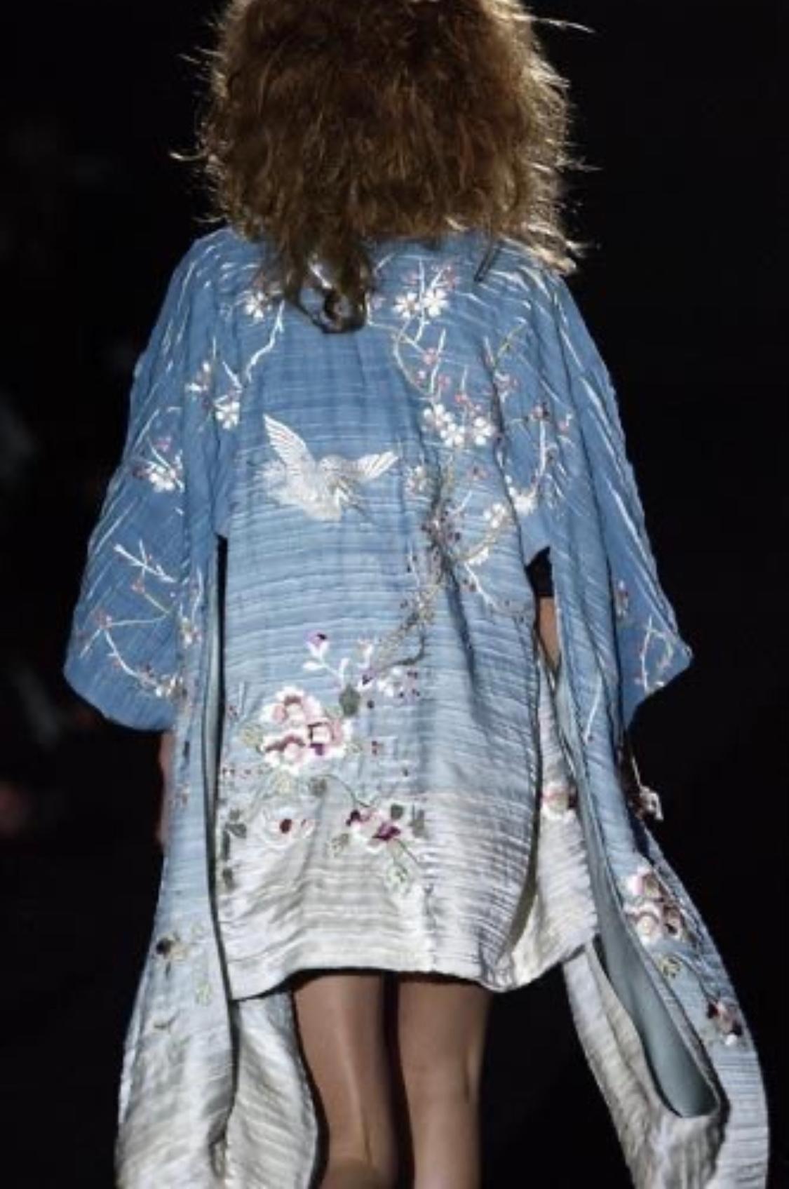 Women's S/S 2003 Gucci by Tom Ford Cherry Blossom Kimono Embroidered Silk Mini Frame Bag