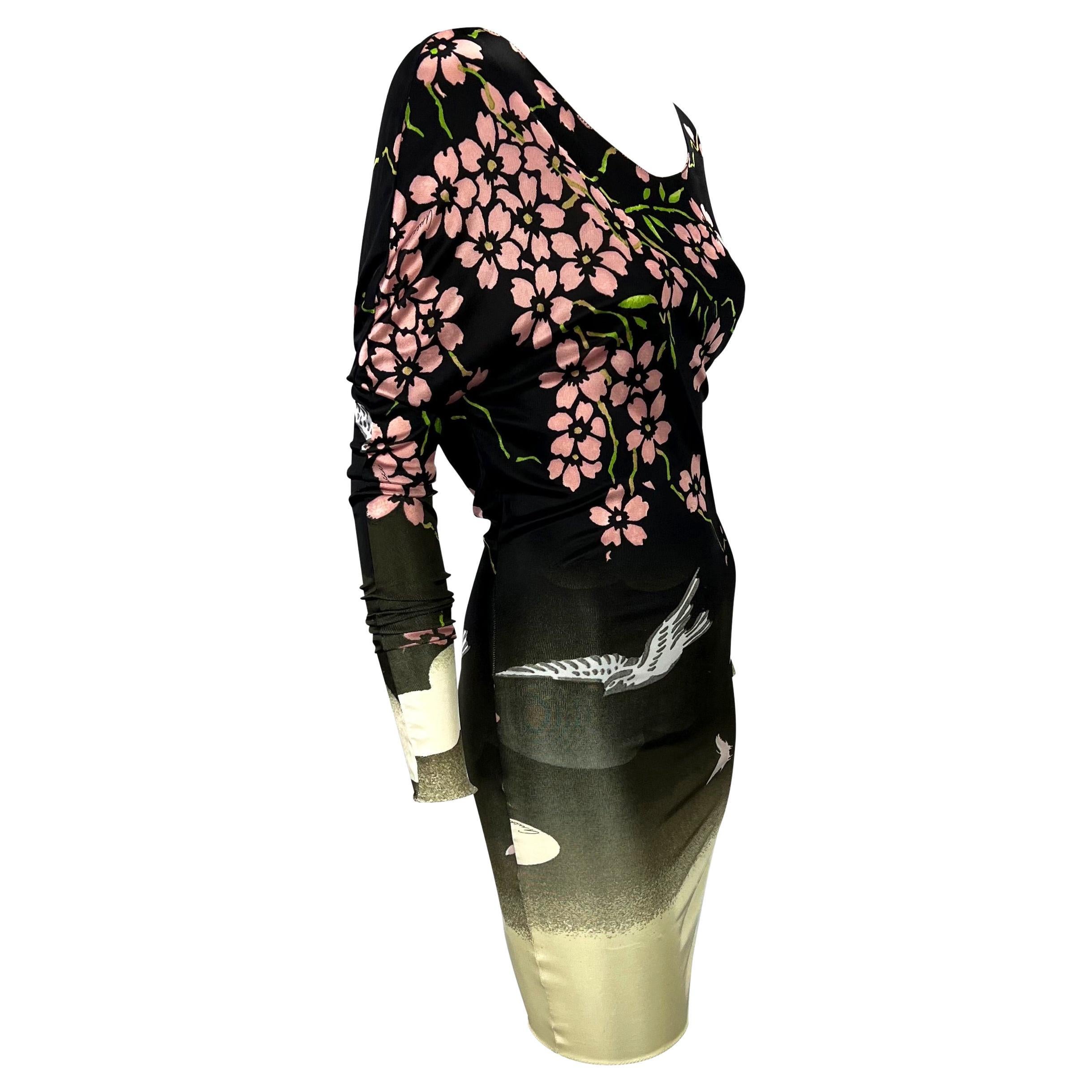 S/S 2003 Gucci by Tom Ford Cherry Blossom Print Stretch Viscose Mini Dress For Sale 2