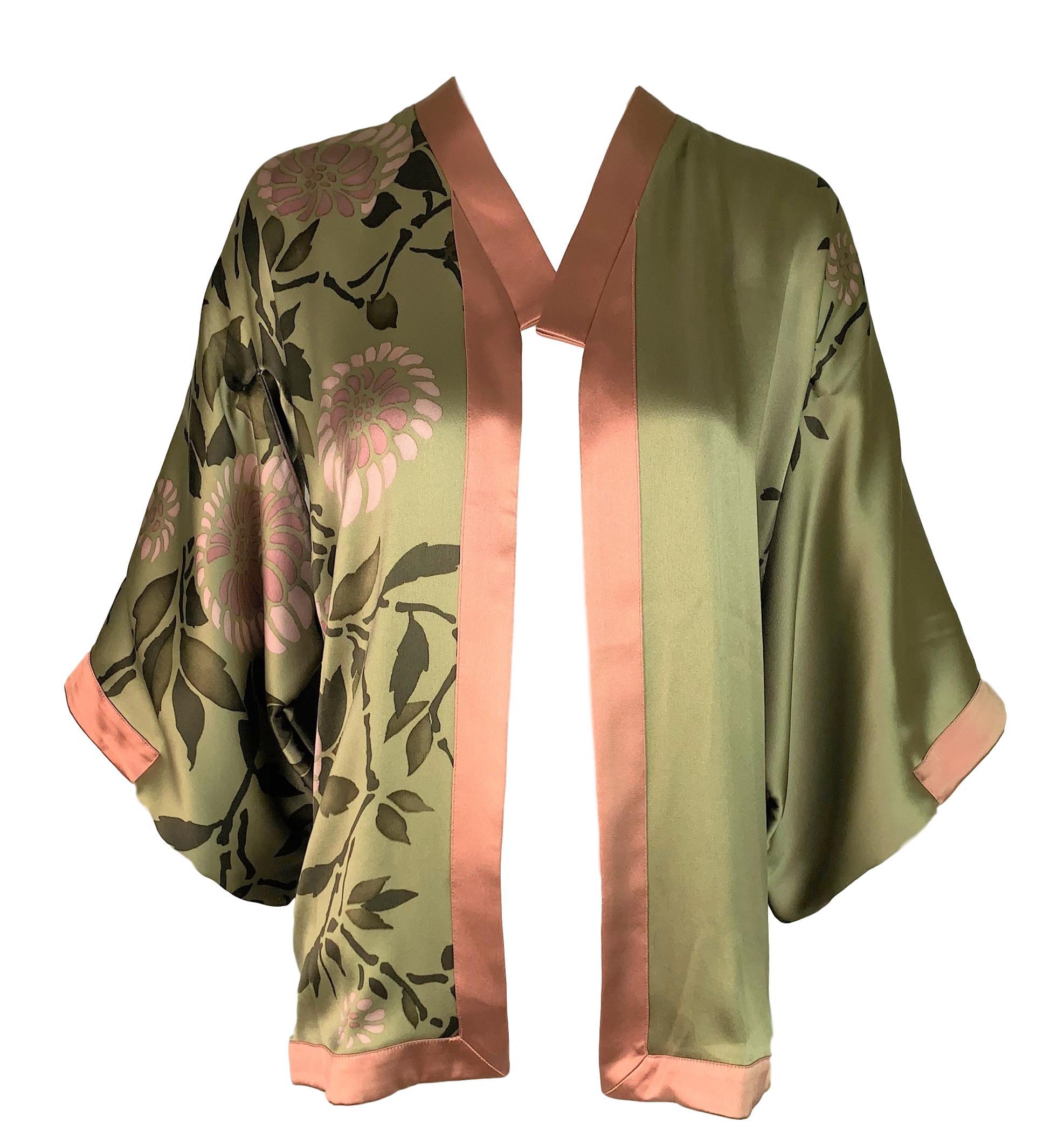 S/S 2003 Gucci by Tom Ford Documented Silk Green Pink Kimono Top at ...