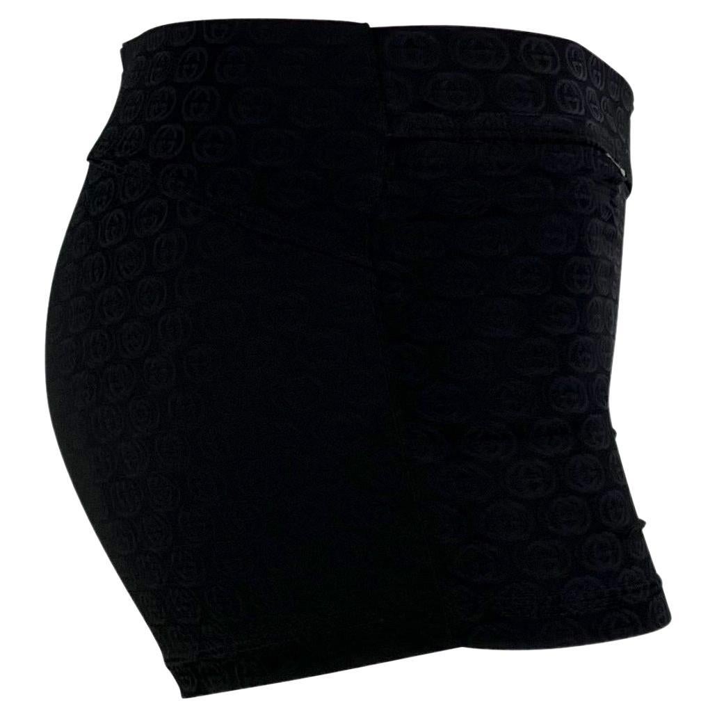 S/S 2003 Gucci by Tom Ford GG Monogram Stretch Swim Black Hot Pants Shorts en vente 1