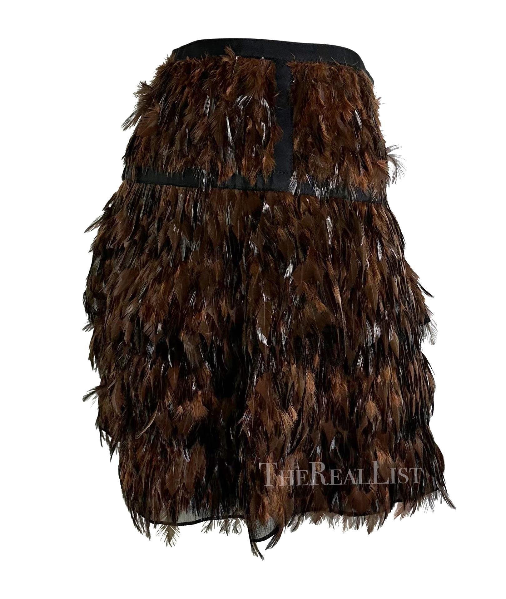 S/S 2003 Gucci for Tom Ford Laufsteg Brauner, federleichter, durchsichtiger Seidenrock im Angebot 7