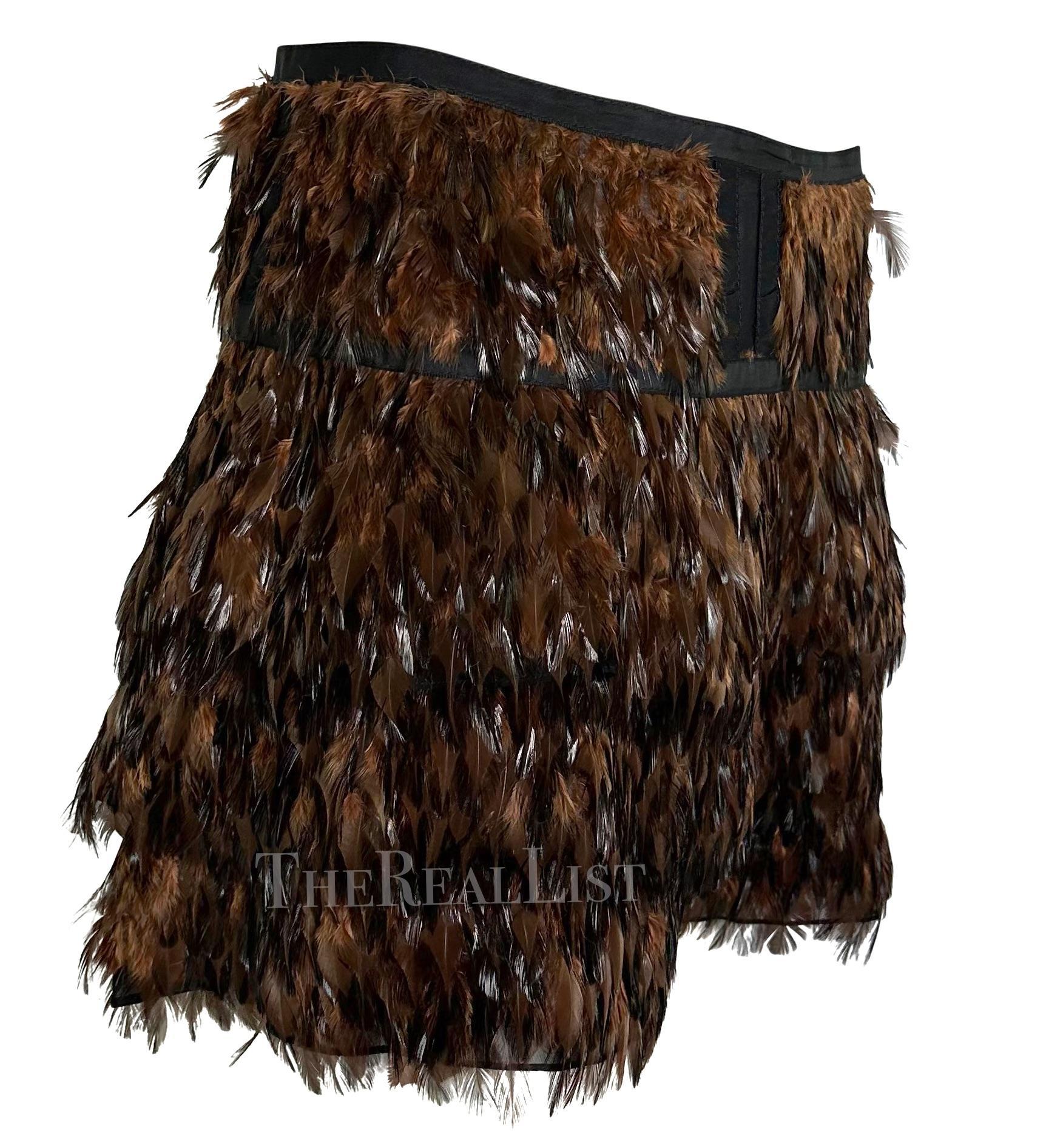 S/S 2003 Gucci for Tom Ford Laufsteg Brauner, federleichter, durchsichtiger Seidenrock im Angebot 8
